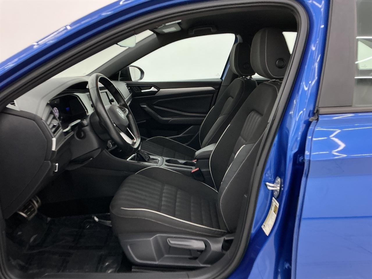 Volkswagen Jetta Sport Auto 2023