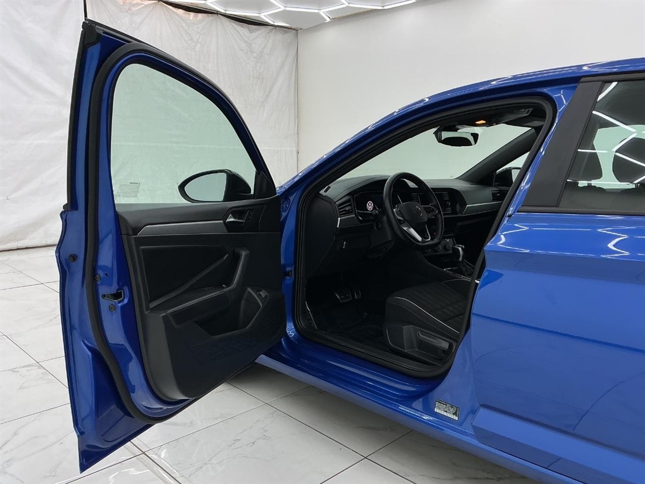 Volkswagen Jetta Sport Auto 2023