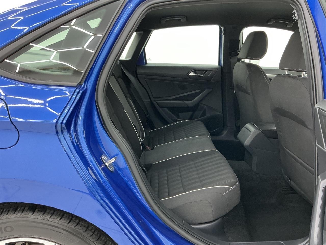 Volkswagen Jetta Sport Auto 2023