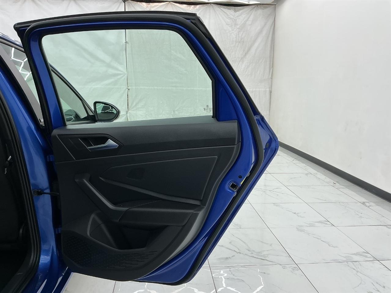 Volkswagen Jetta Sport Auto 2023