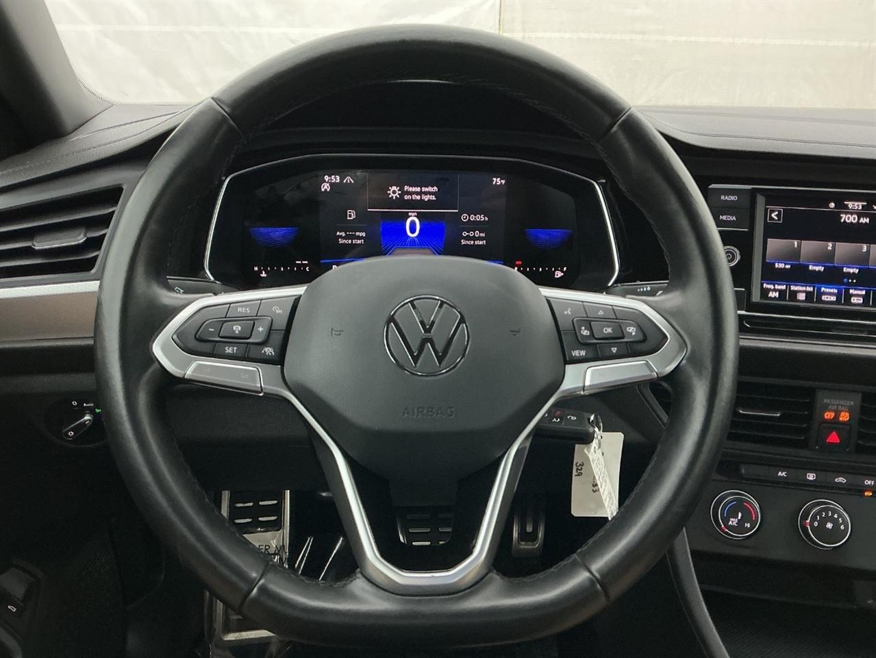 Volkswagen Jetta Sport Auto 2023