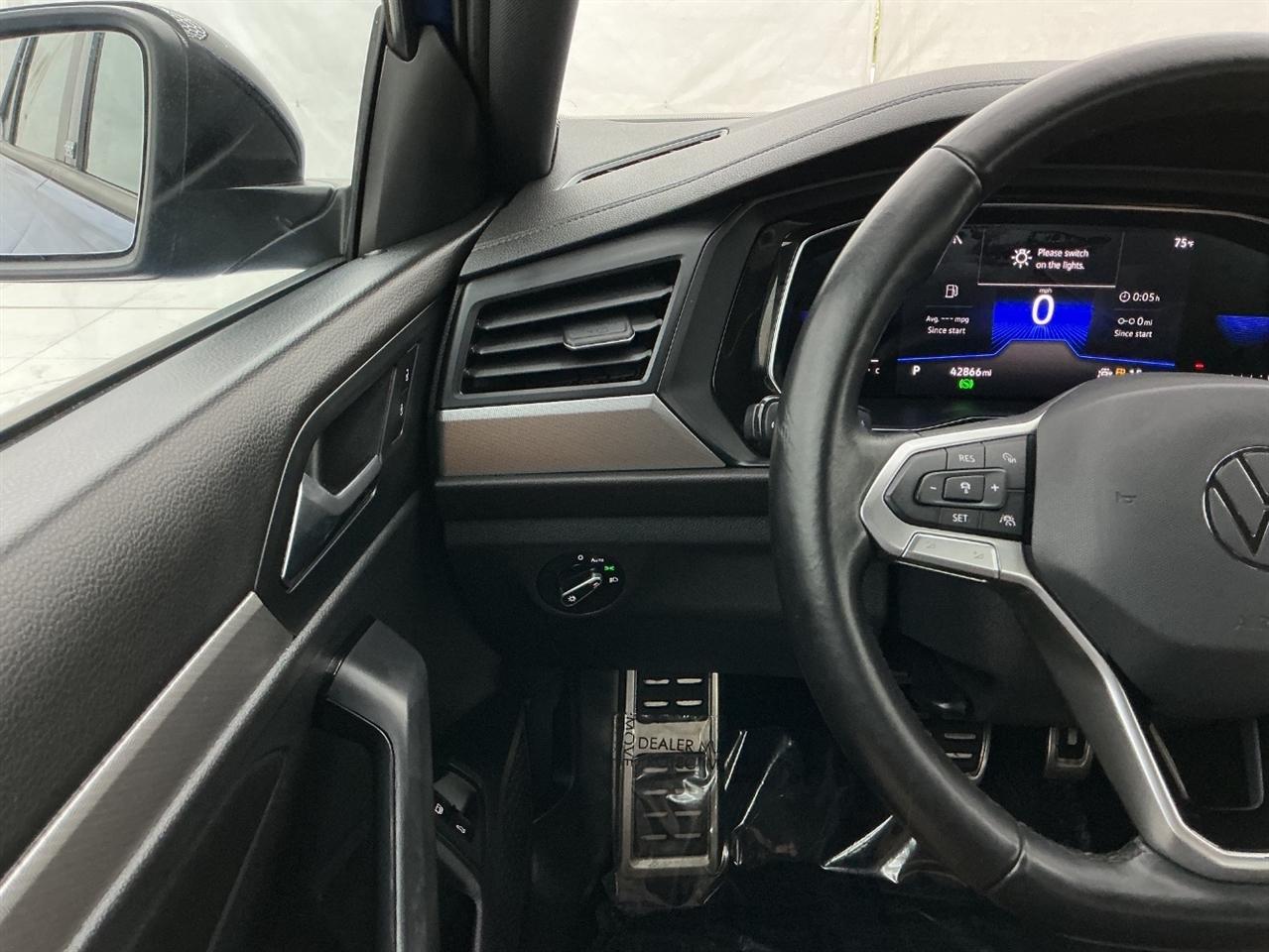 Volkswagen Jetta Sport Auto 2023