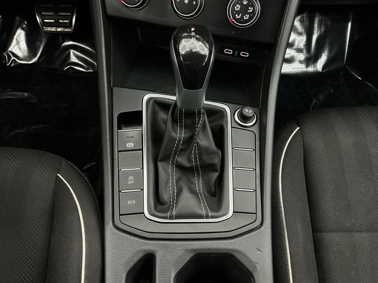 Volkswagen Jetta Sport Auto 2023
