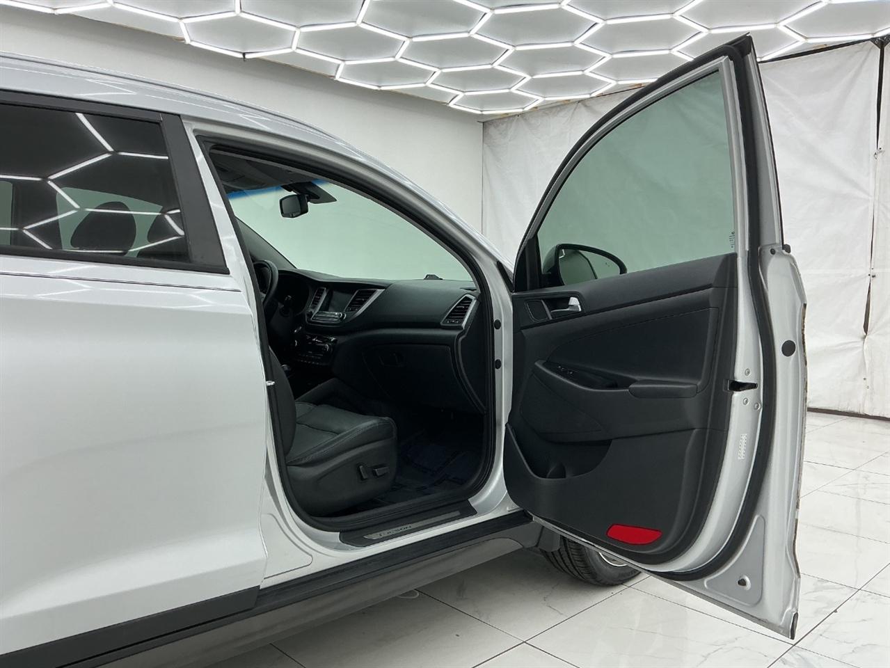 Hyundai Tucson FWD 4dr Limited 2016
