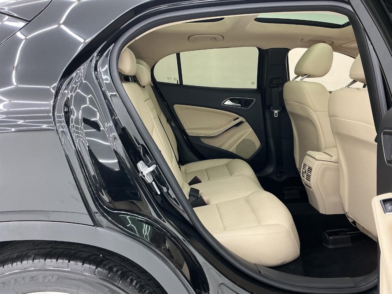 Mercedes-Benz GLA-Class FWD 4dr GLA 250 2015