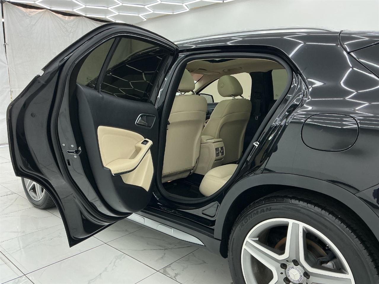 Mercedes-Benz GLA-Class FWD 4dr GLA 250 2015