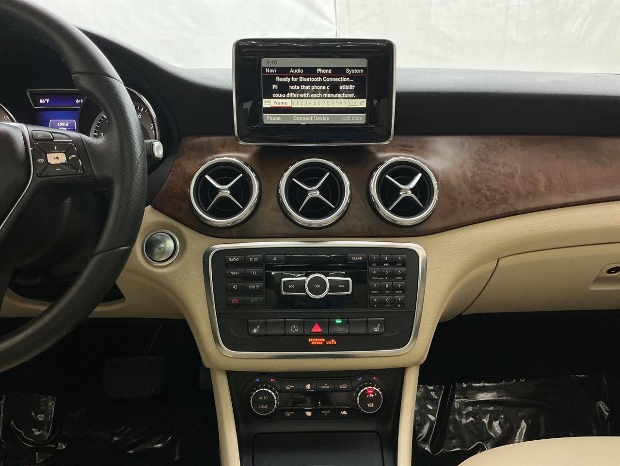 Mercedes-Benz GLA-Class FWD 4dr GLA 250 2015