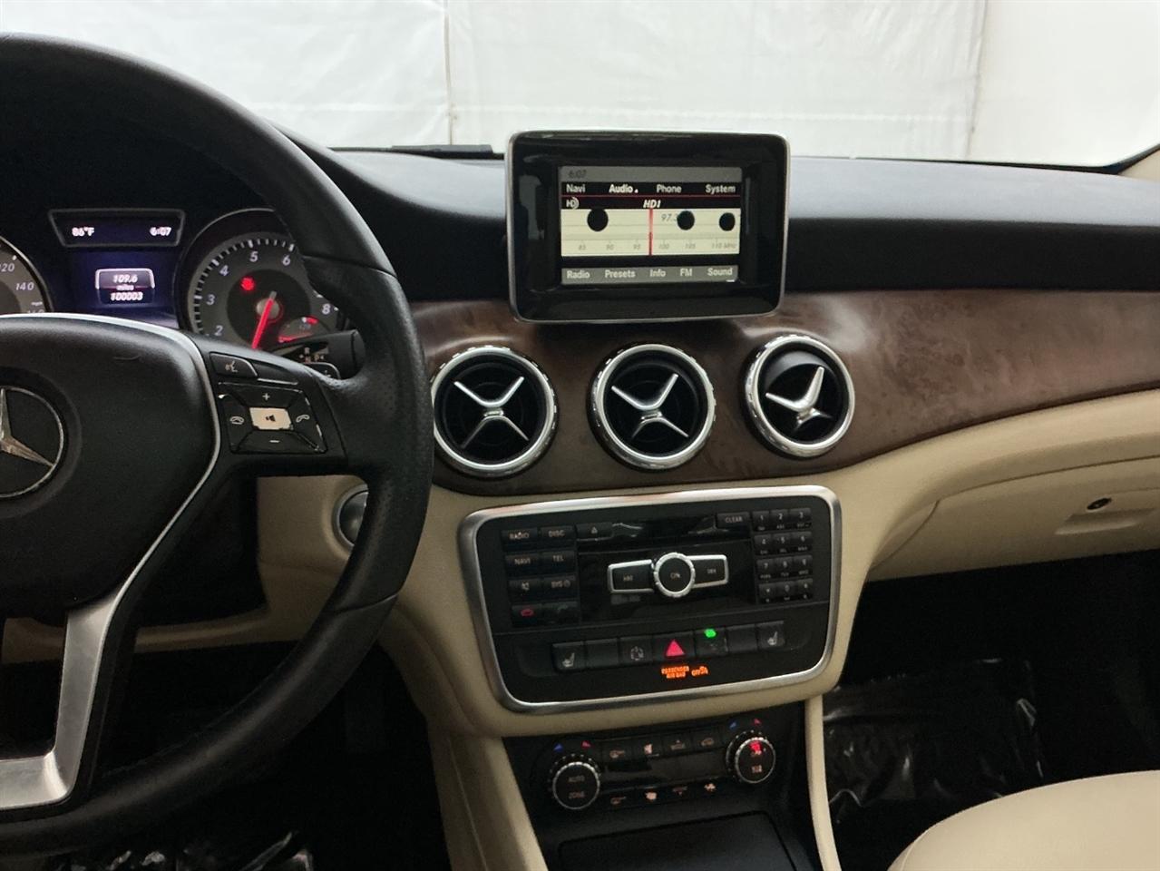 Mercedes-Benz GLA-Class FWD 4dr GLA 250 2015