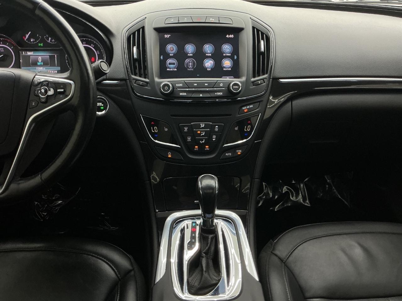 Buick Regal 4dr Sdn Premium II FWD 2016