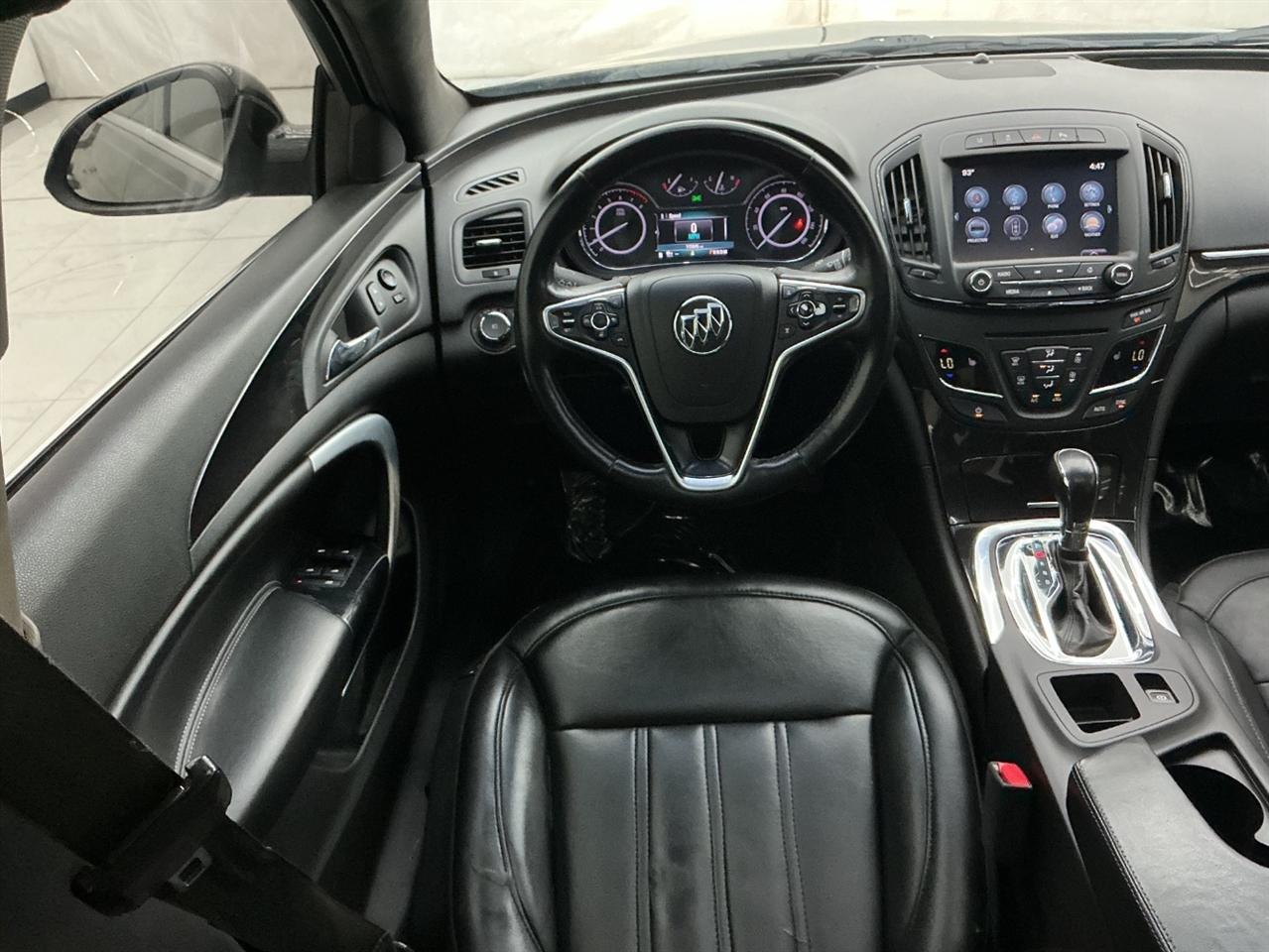 Buick Regal 4dr Sdn Premium II FWD 2016