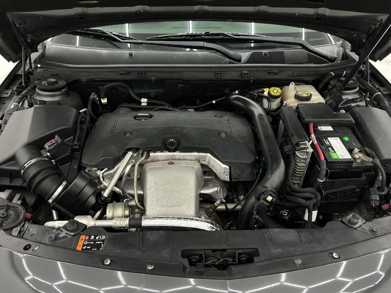 Buick Regal 4dr Sdn Premium II FWD 2016