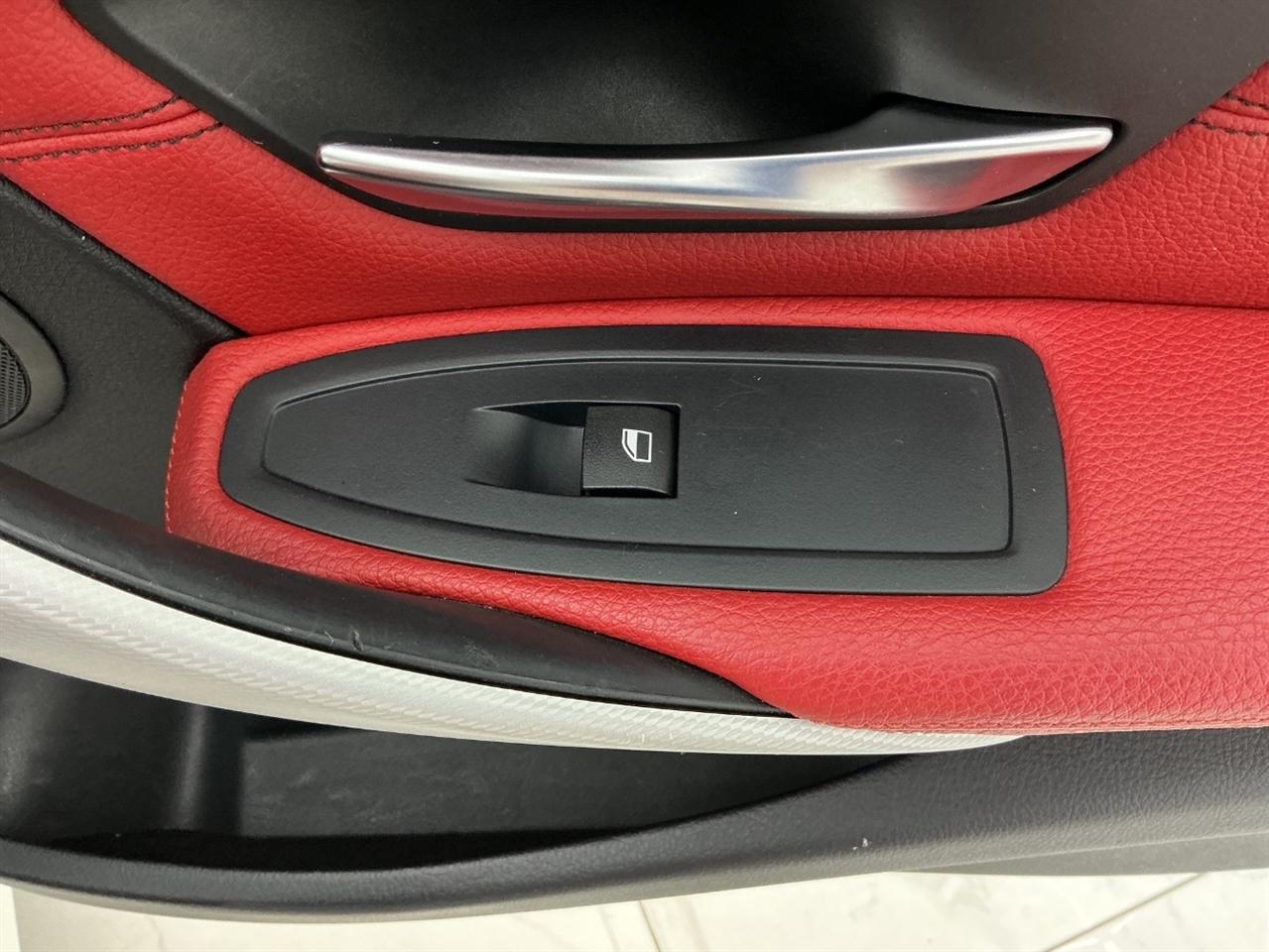 BMW 3 Series 4dr Sdn 328i RWD SULEV 2015