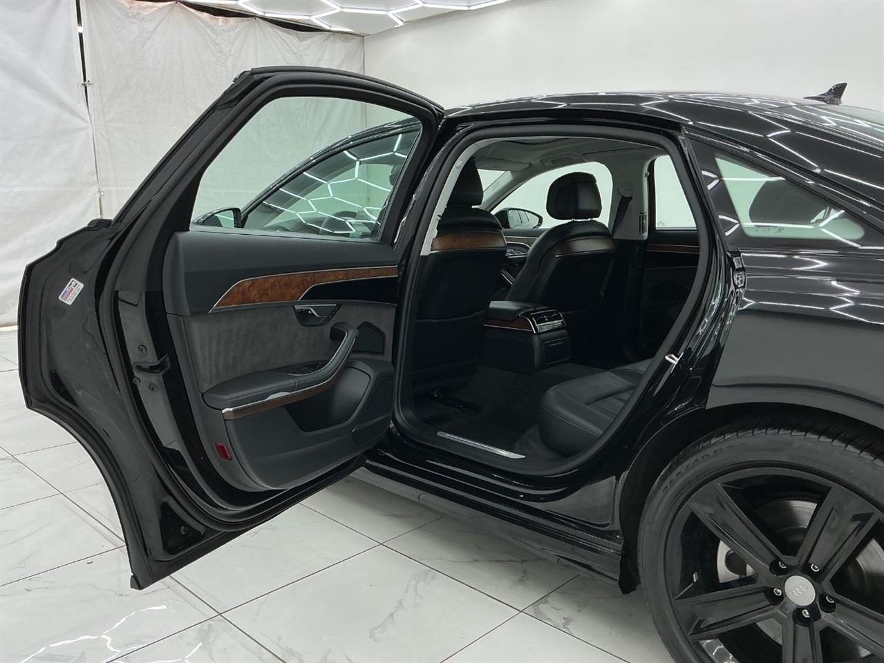 Audi A8 L 55 TFSI quattro 2021