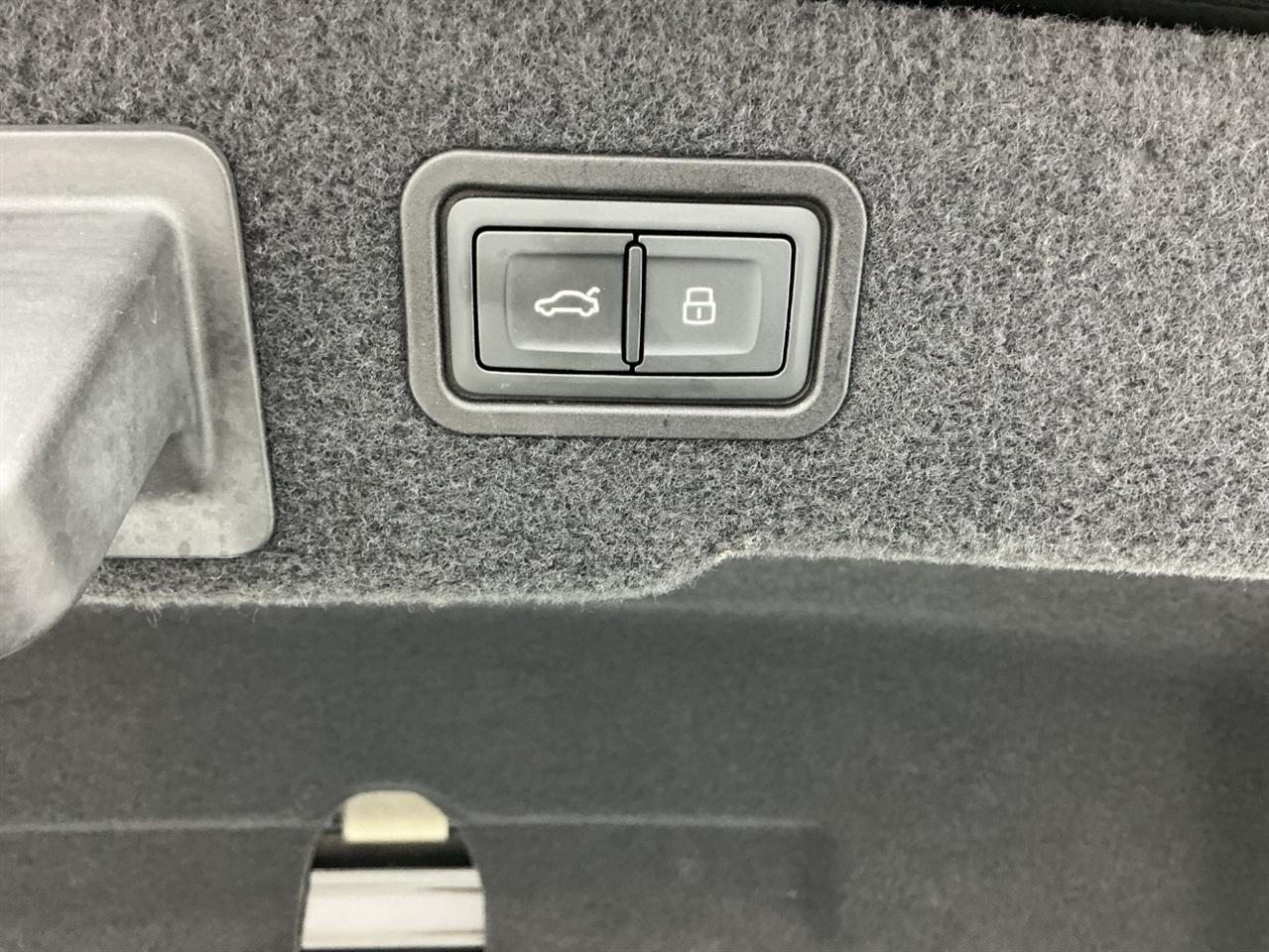 Audi A8 L 55 TFSI quattro 2021