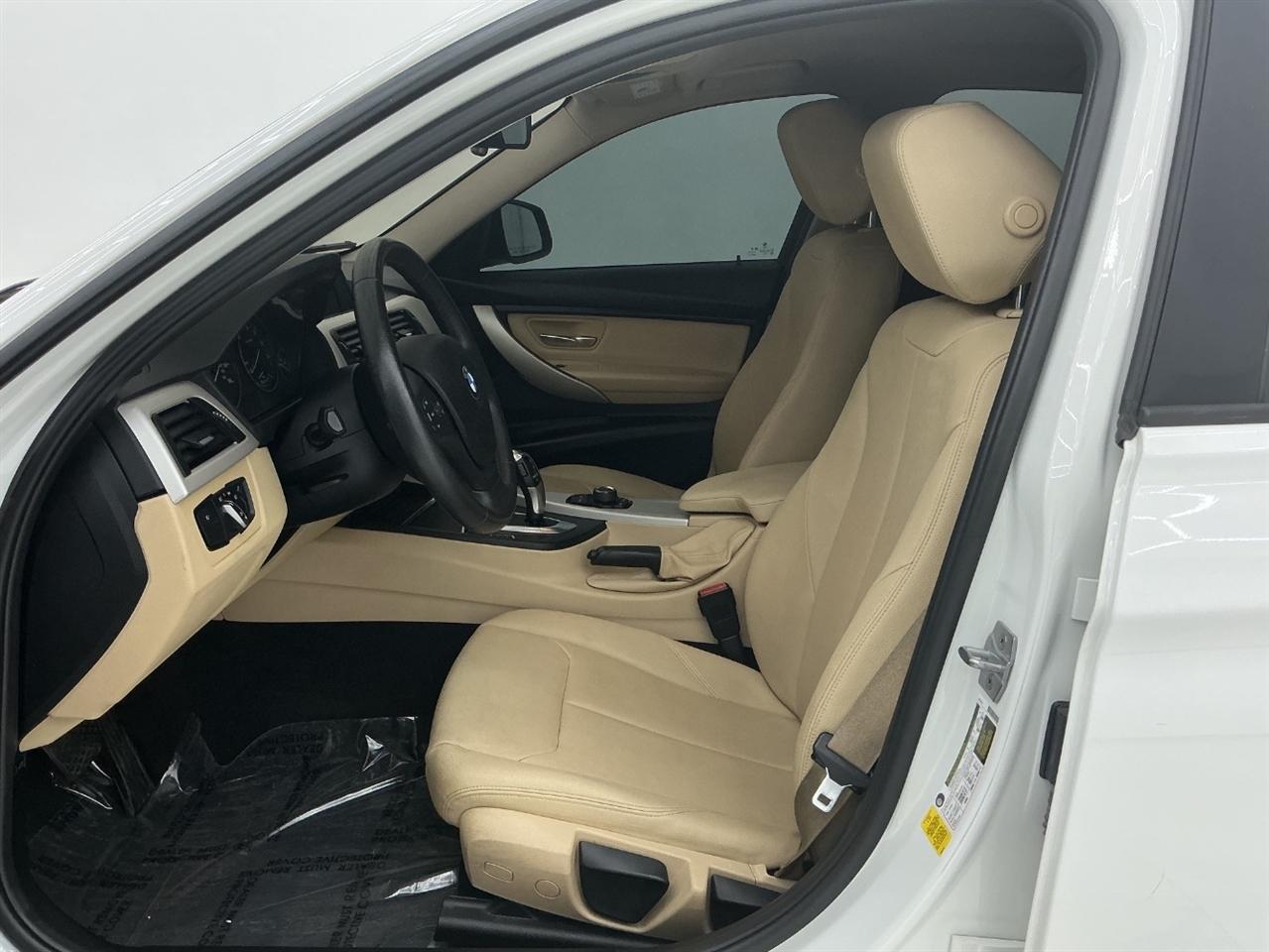 BMW 3 Series 320i Sedan 2018