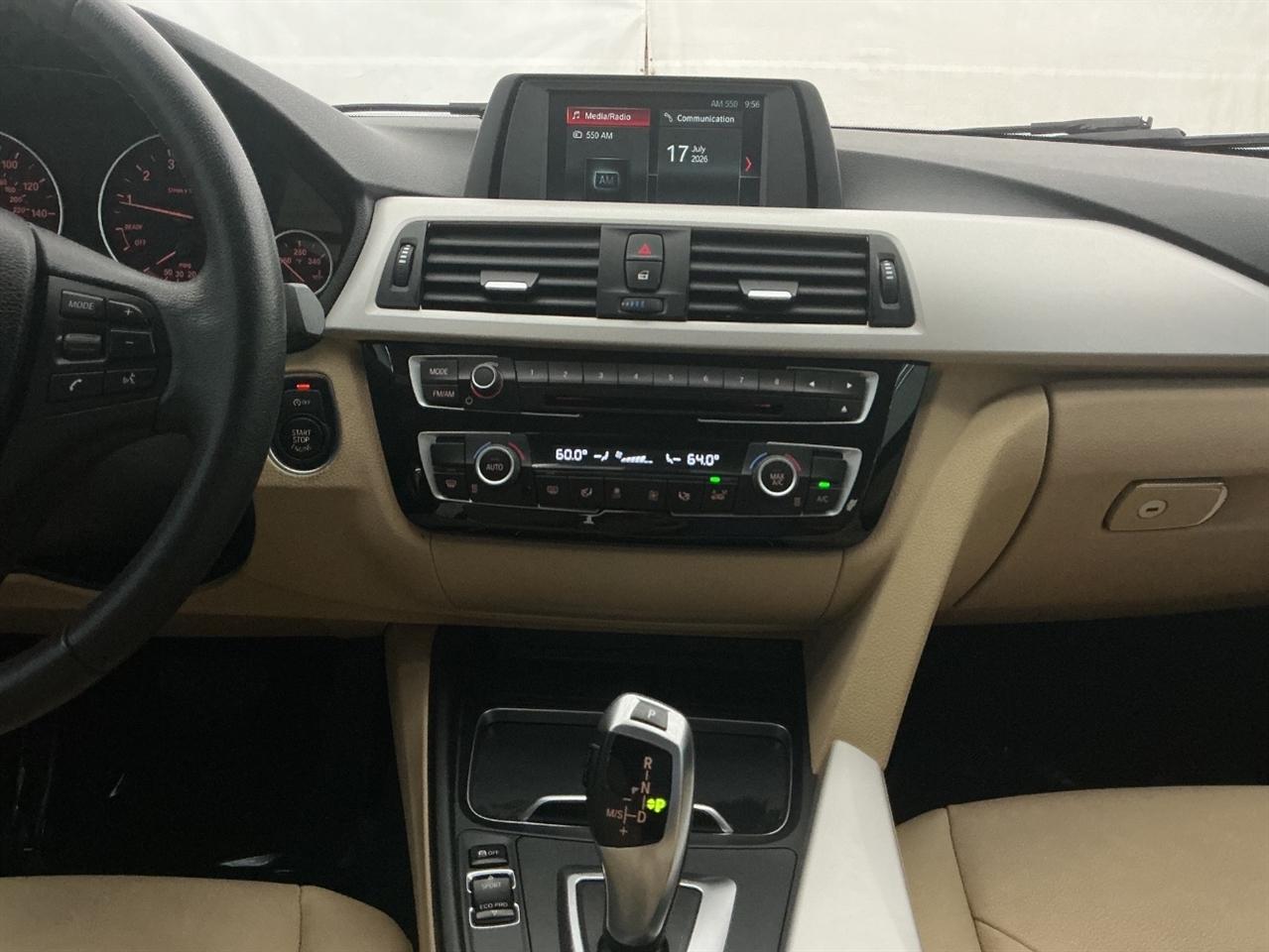 BMW 3 Series 320i Sedan 2018