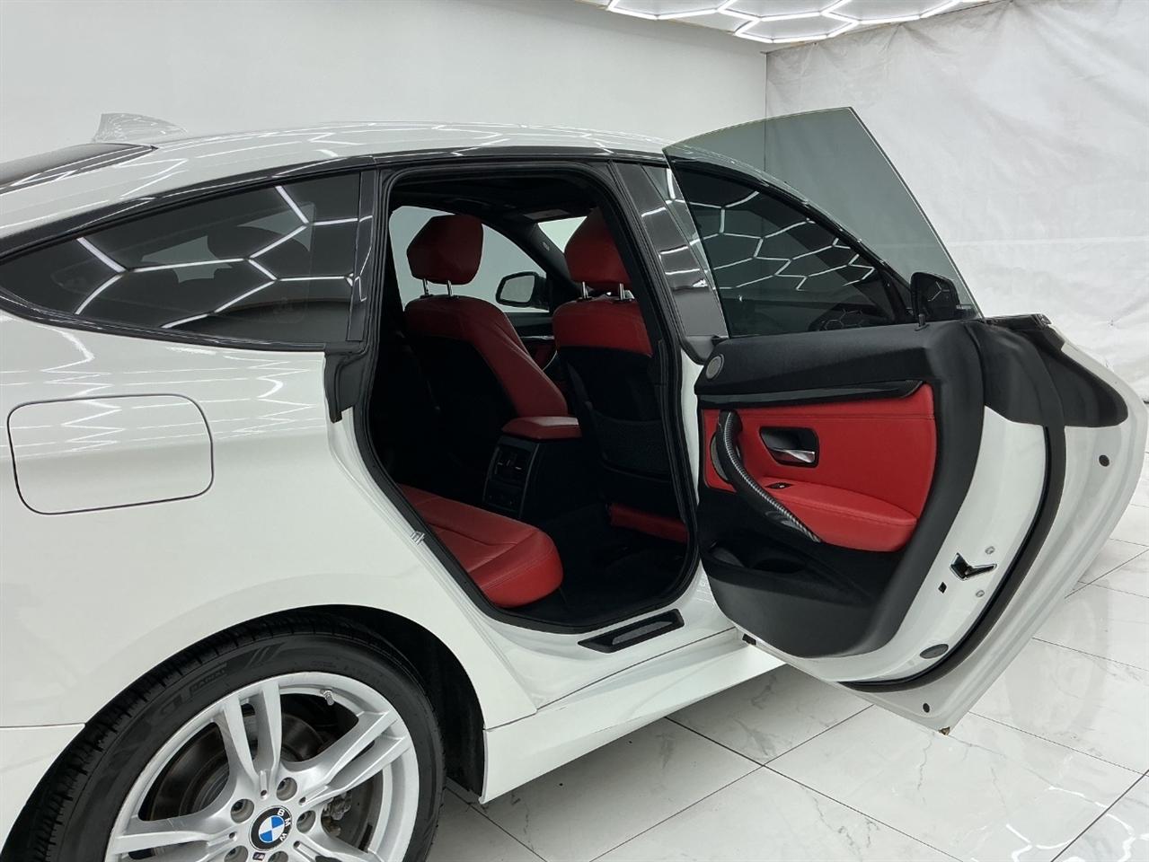 BMW 3 Series Gran Turismo 5dr 328i xDrive Gran Turismo AWD 2014