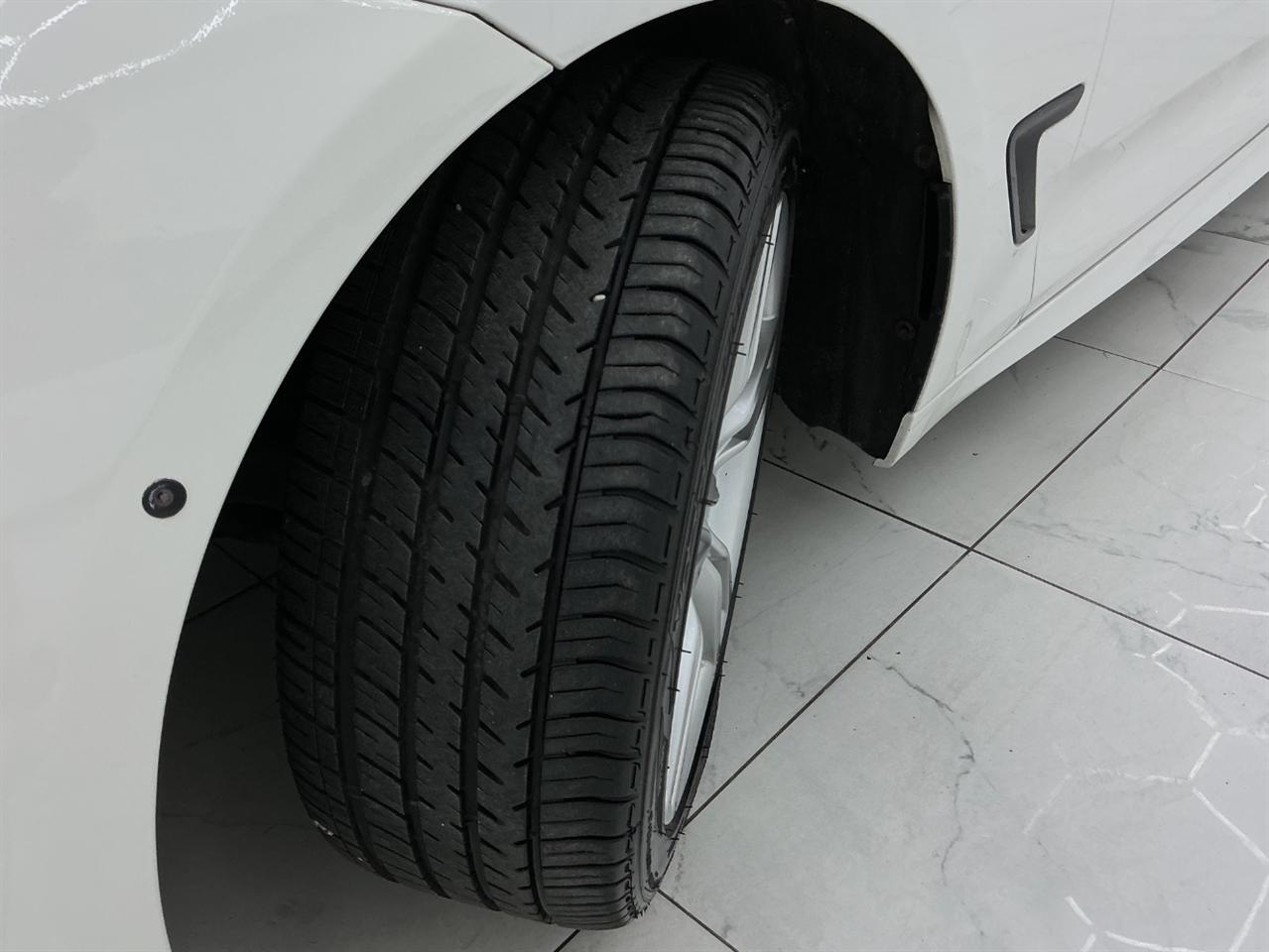 BMW 3 Series Gran Turismo 5dr 328i xDrive Gran Turismo AWD 2014