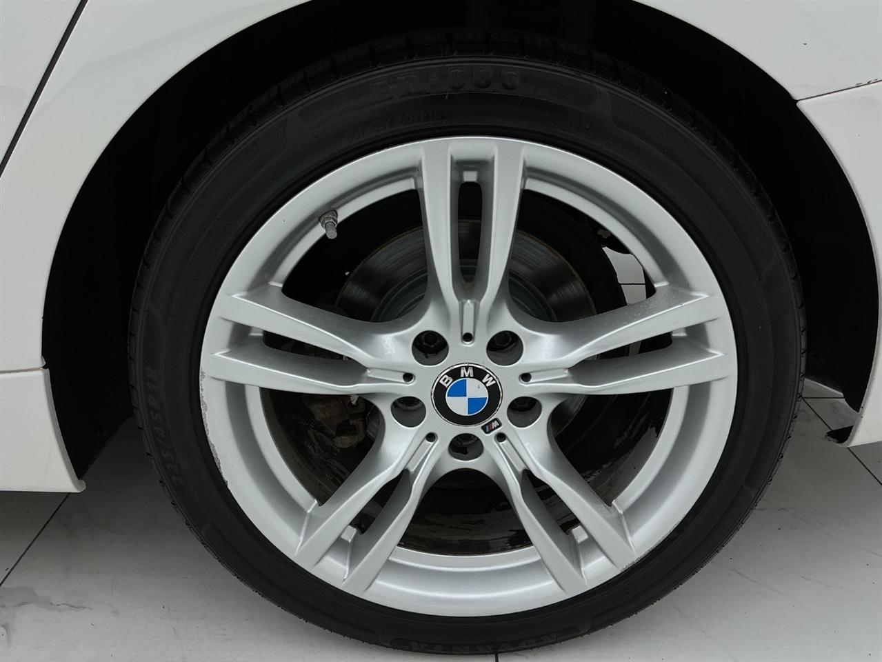 BMW 3 Series Gran Turismo 5dr 328i xDrive Gran Turismo AWD 2014