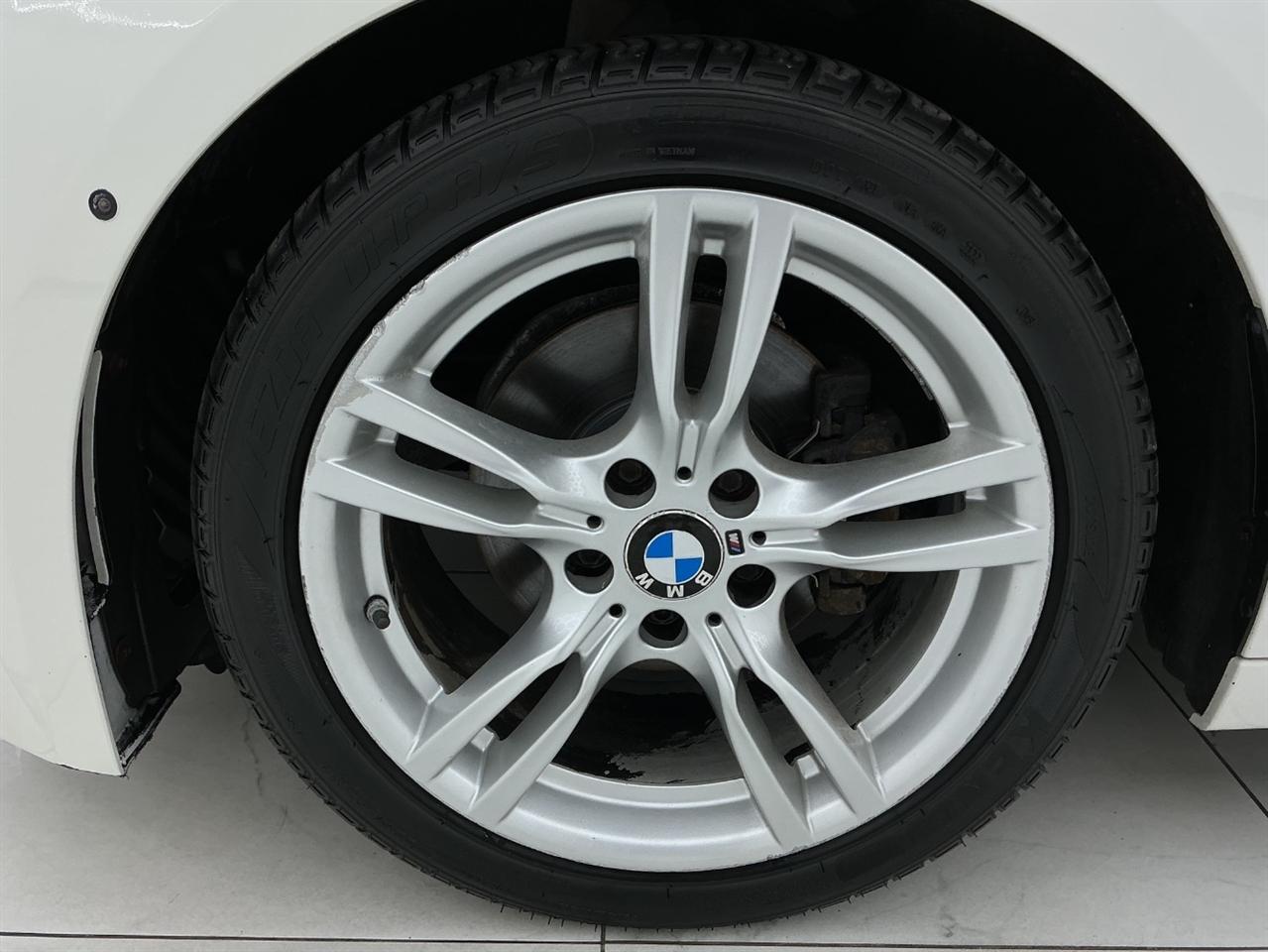 BMW 3 Series Gran Turismo 5dr 328i xDrive Gran Turismo AWD 2014