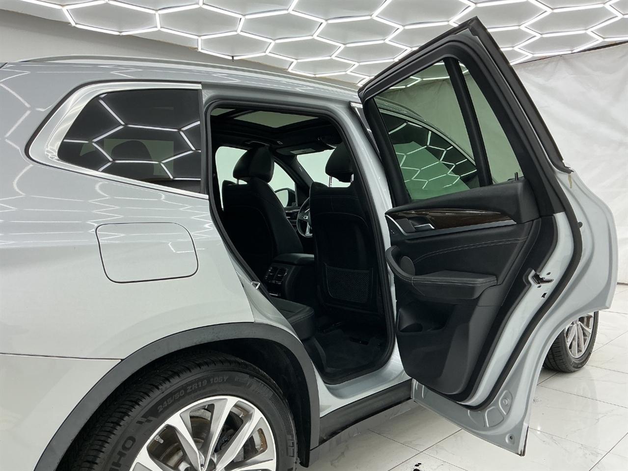 BMW X3 xDrive30i Sports Activity Vehicle 2018