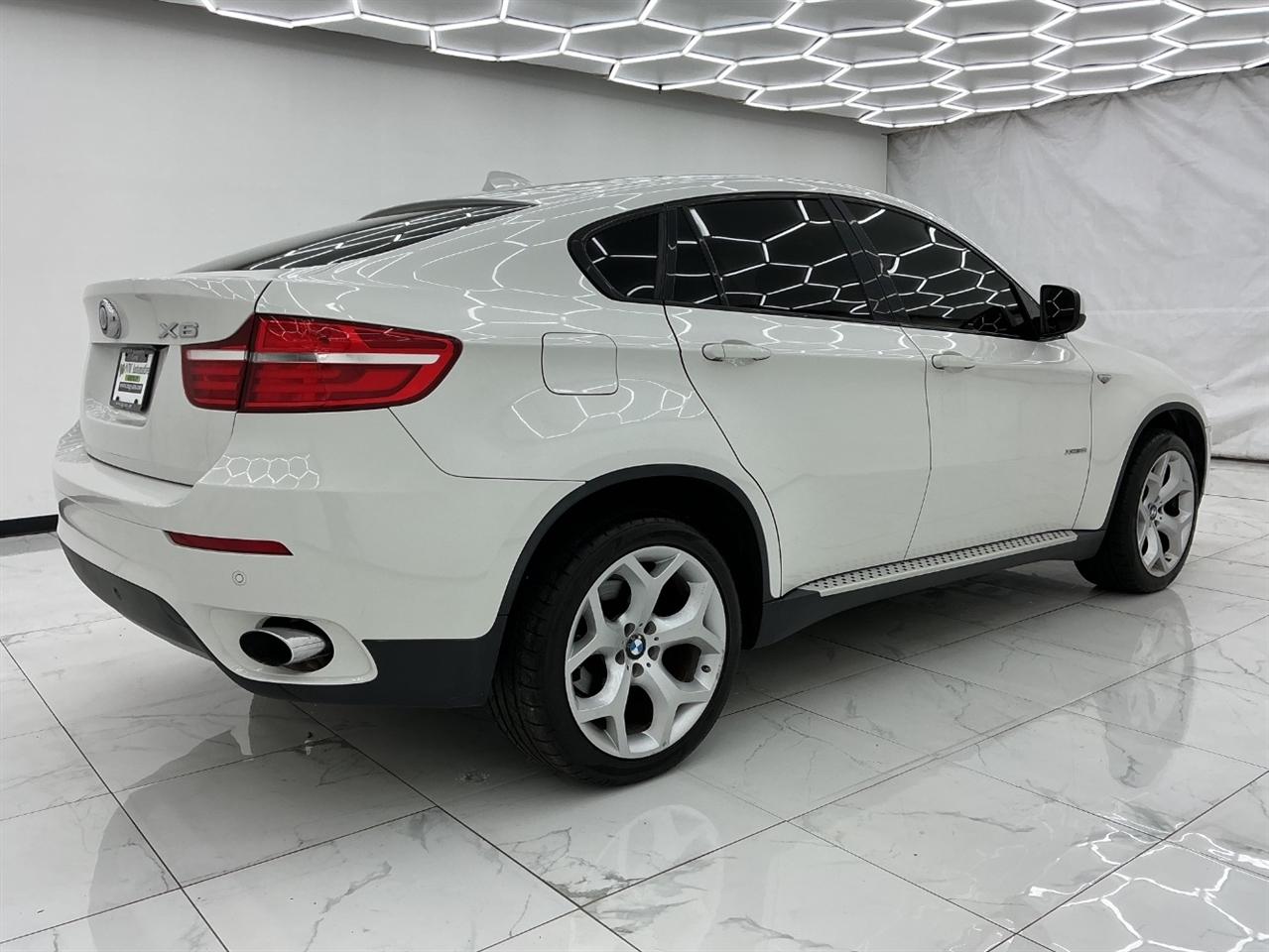 BMW X6 AWD 4dr xDrive35i 2013