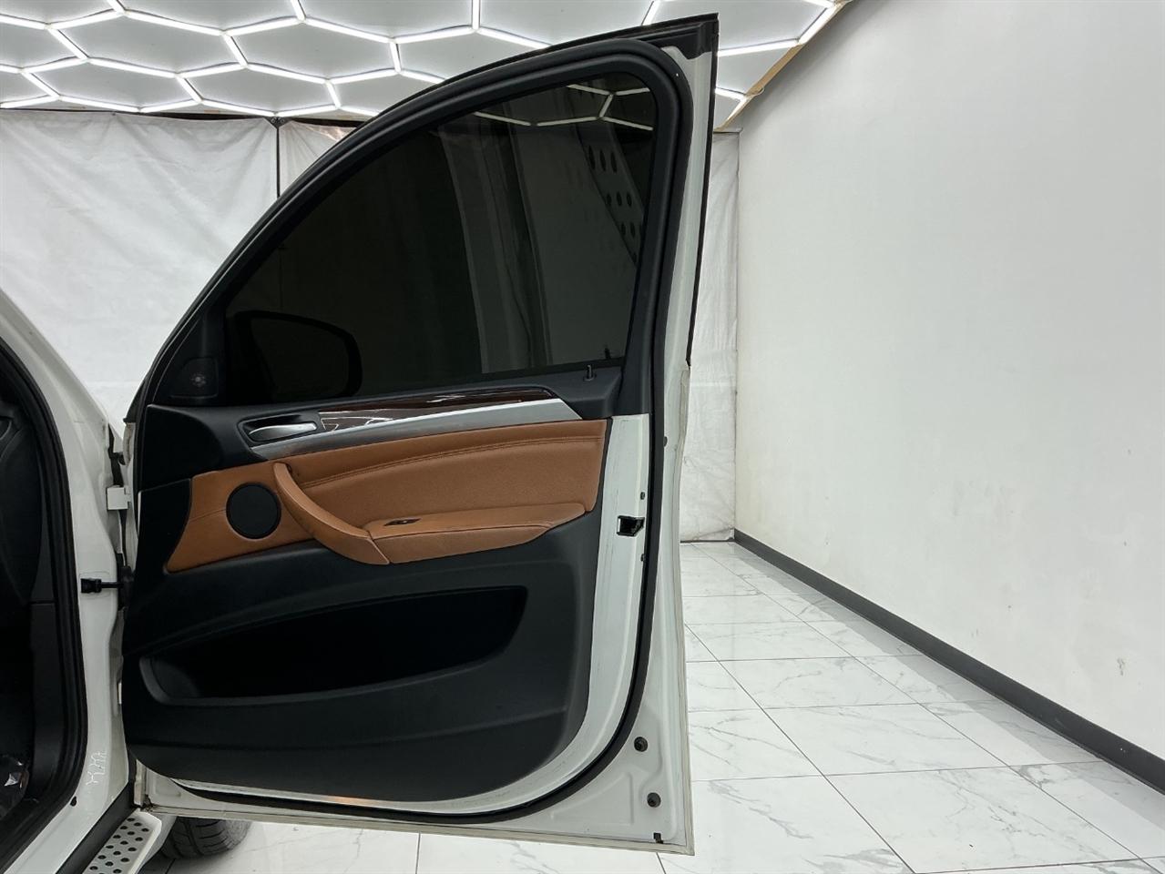 BMW X6 AWD 4dr xDrive35i 2013