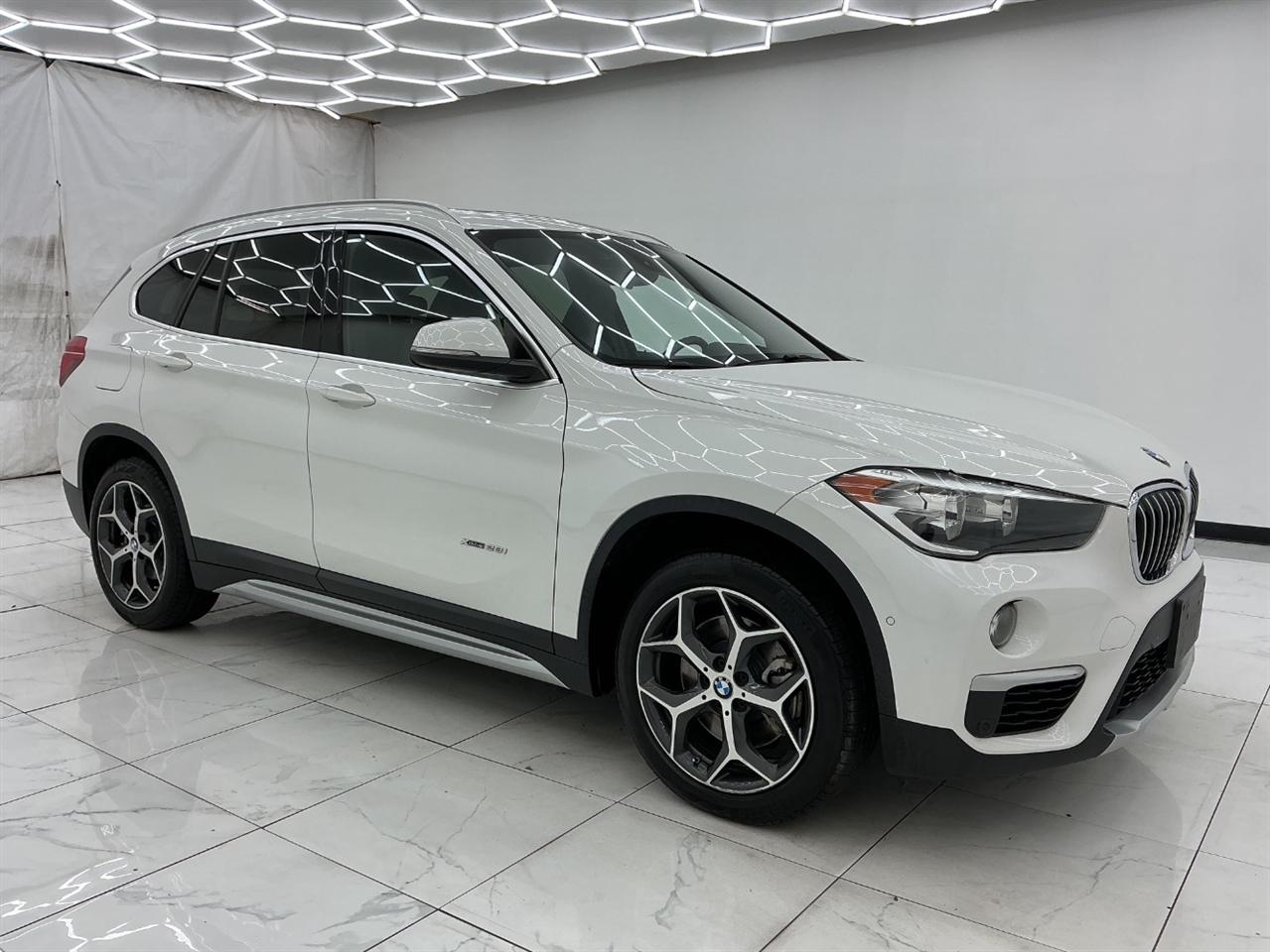 BMW X1 xDrive28i Sports Activity Vehicle 2017