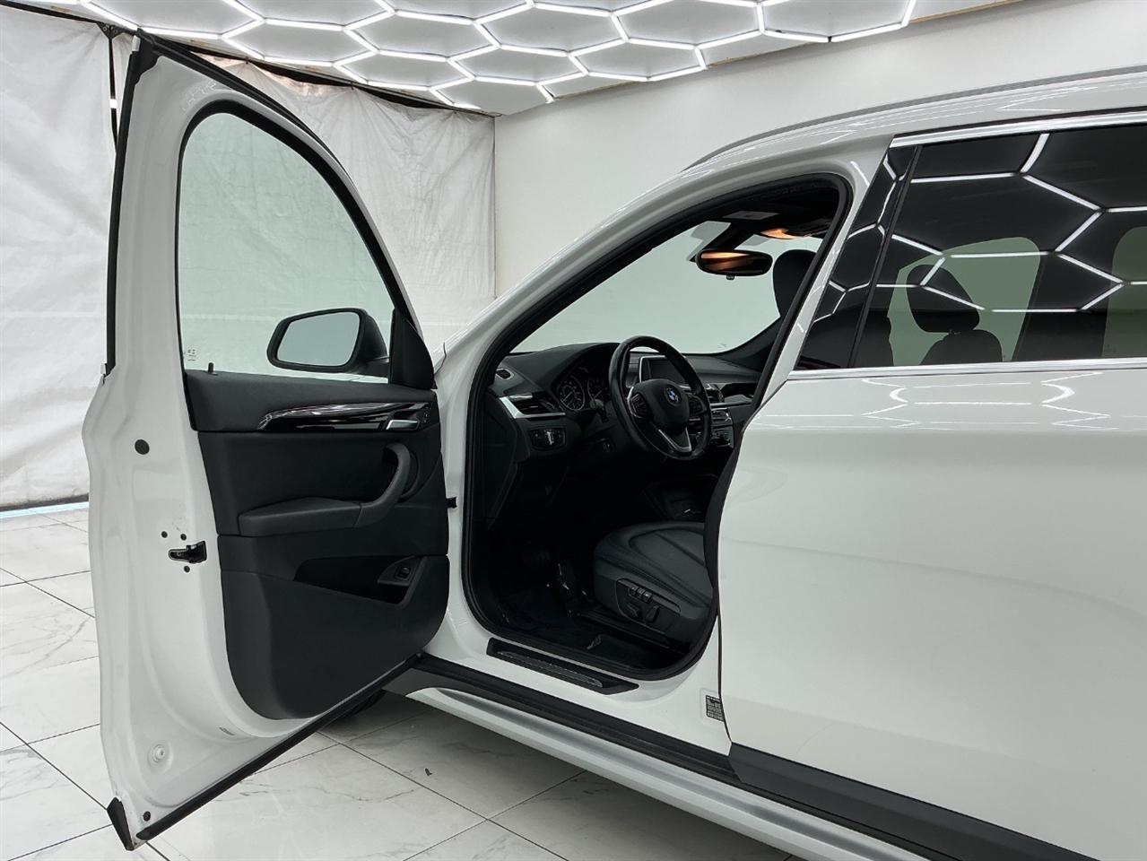 BMW X1 xDrive28i Sports Activity Vehicle 2017