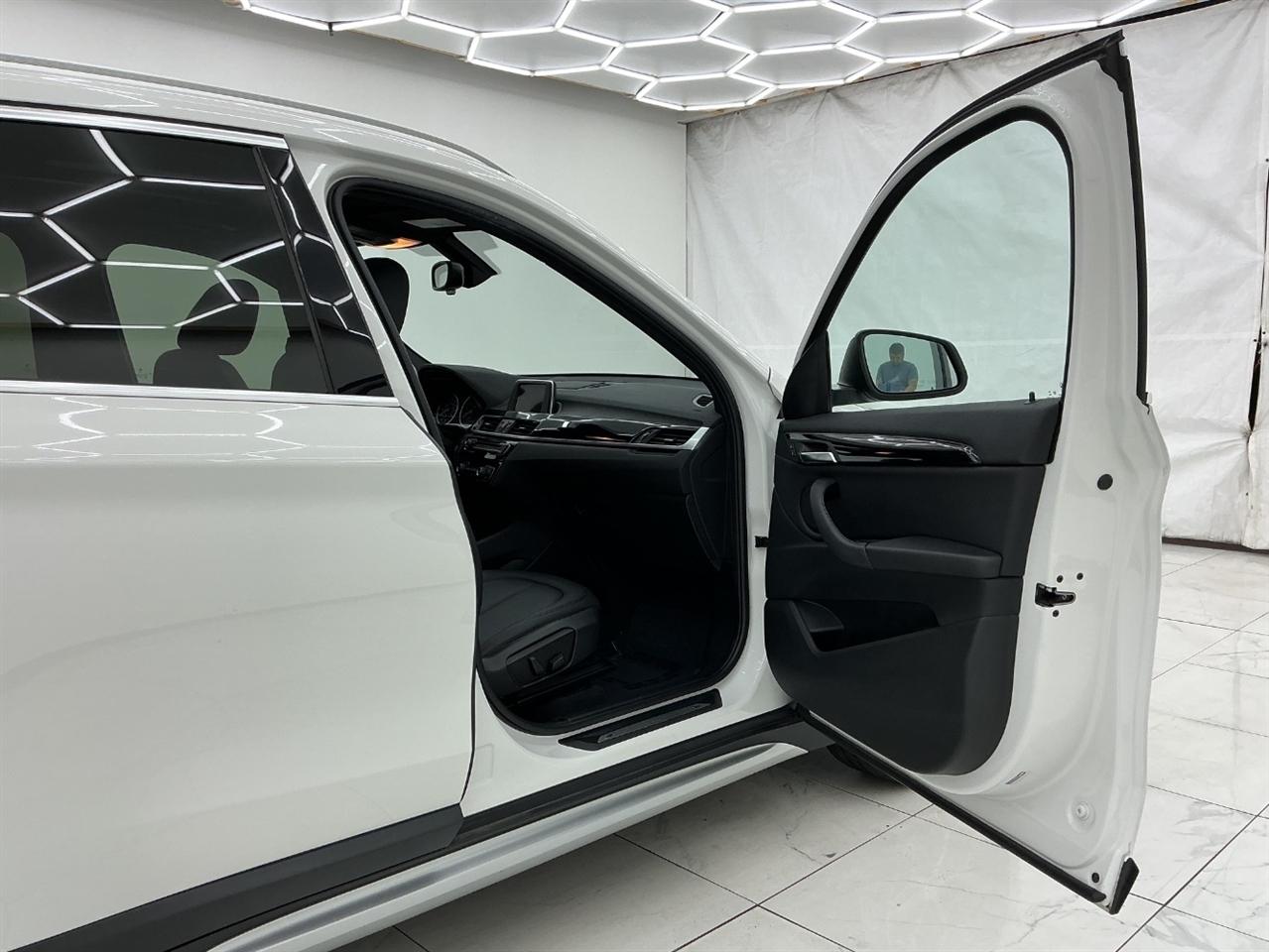 BMW X1 xDrive28i Sports Activity Vehicle 2017