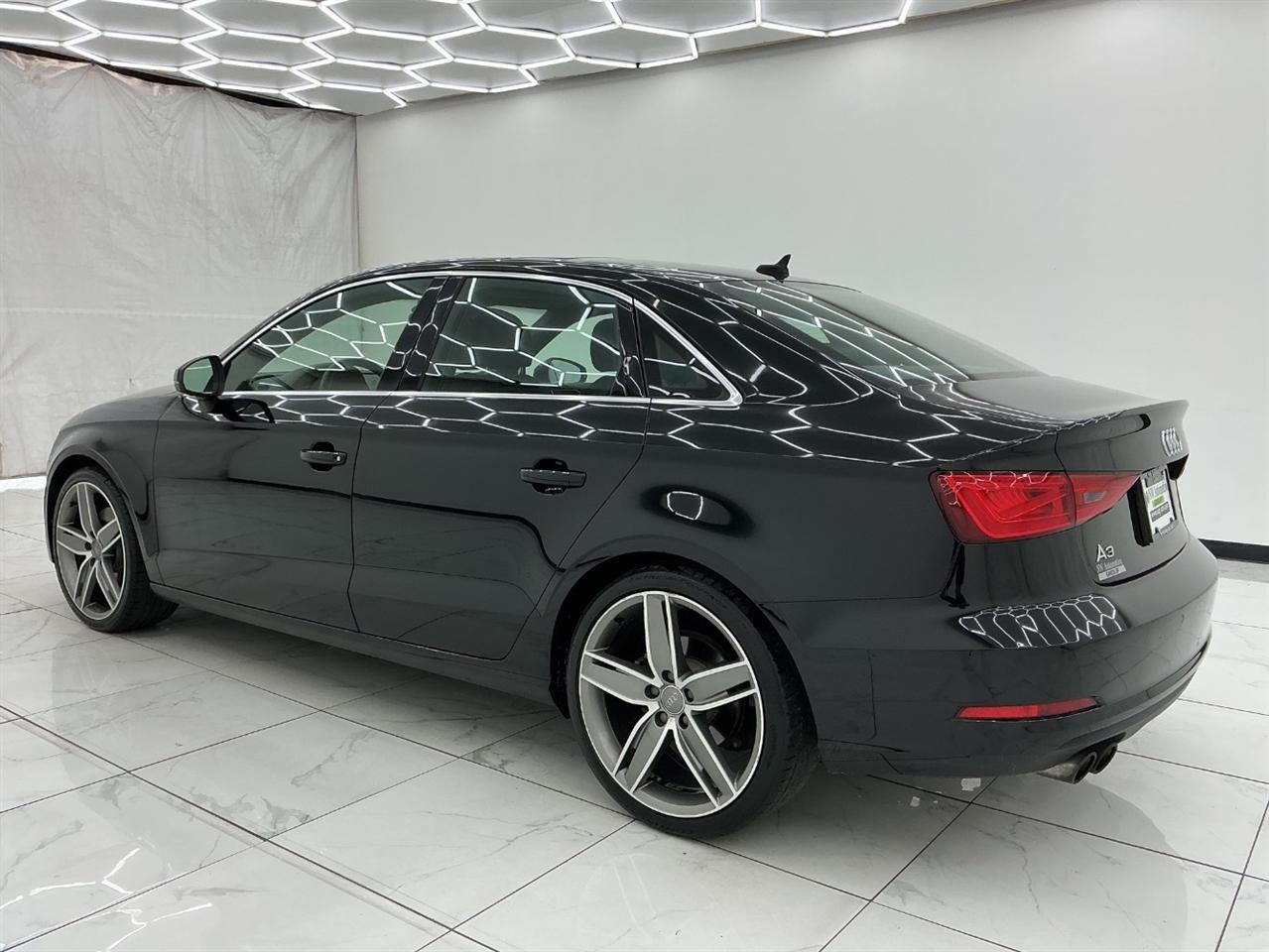Audi A3 4dr Sdn FWD 1.8T Premium Plus 2015