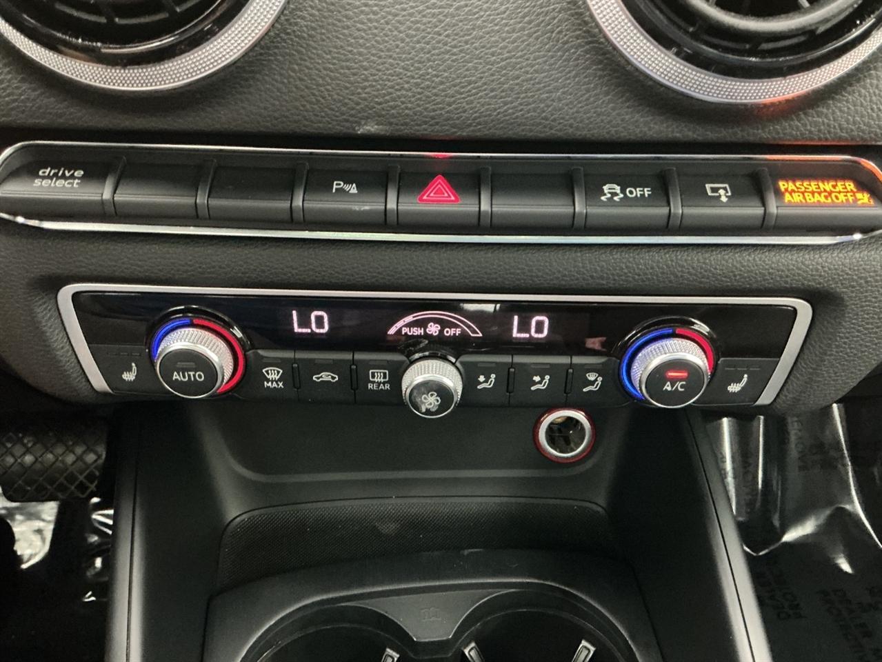 Audi A3 4dr Sdn FWD 1.8T Premium Plus 2015