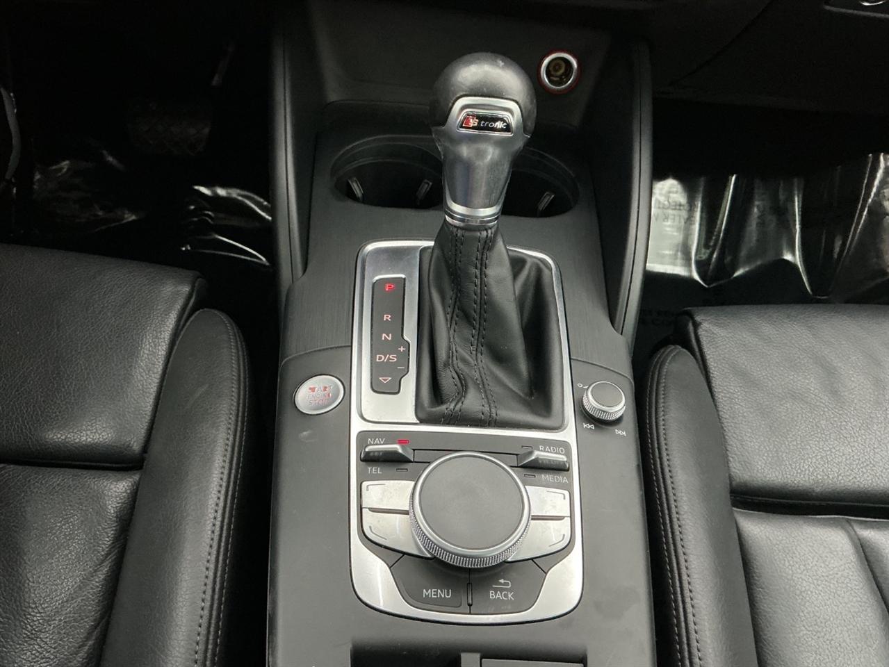 Audi A3 4dr Sdn FWD 1.8T Premium Plus 2015