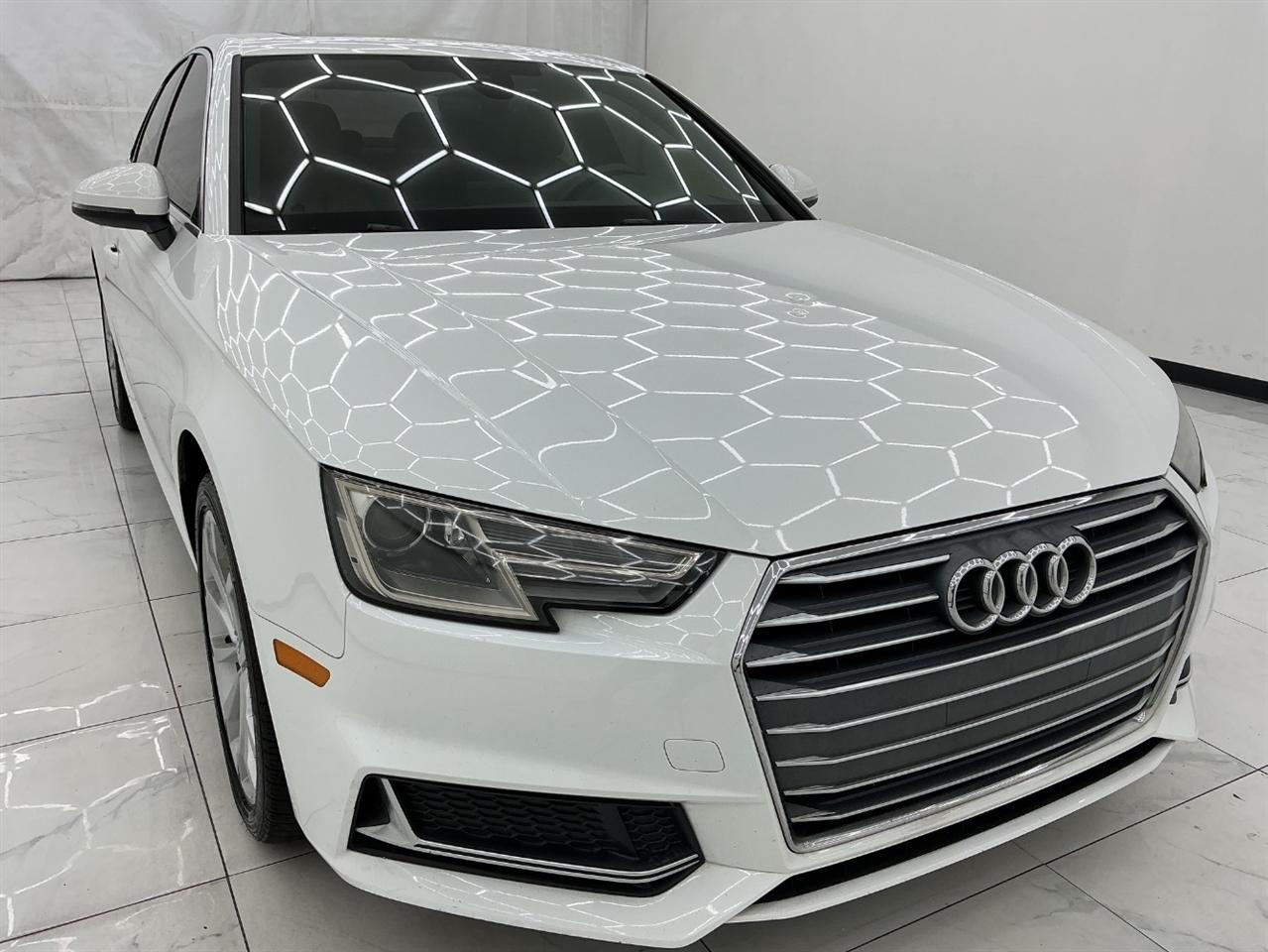 Audi A4 Titanium Premium 40 TFSI 2019
