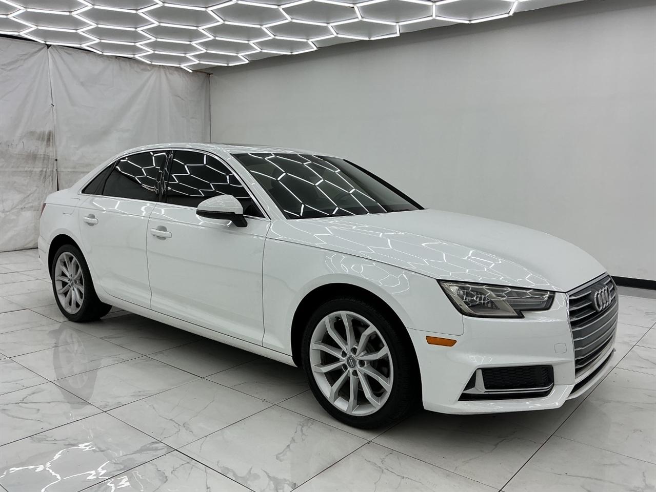 Audi A4 Titanium Premium 40 TFSI 2019