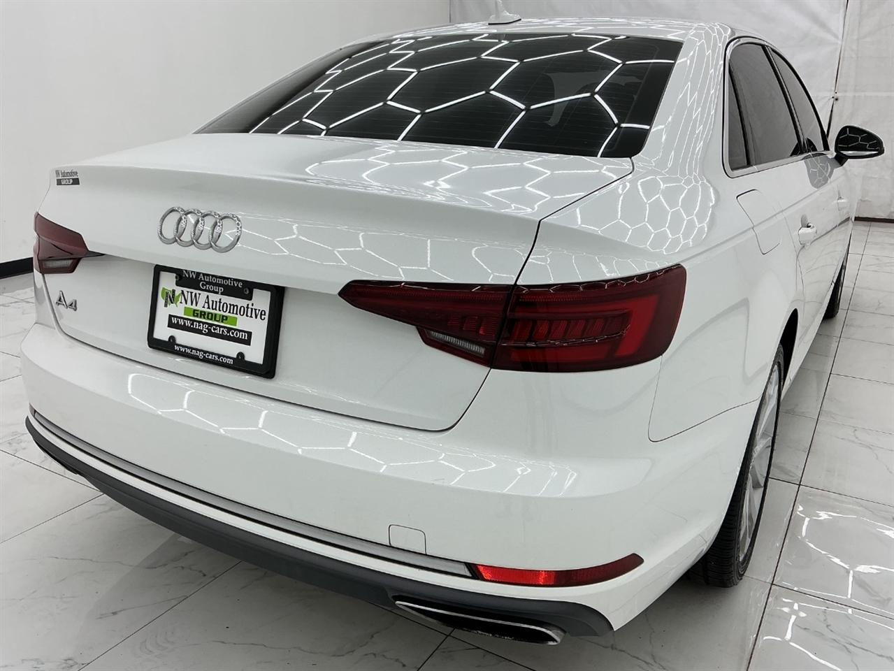 Audi A4 Titanium Premium 40 TFSI 2019