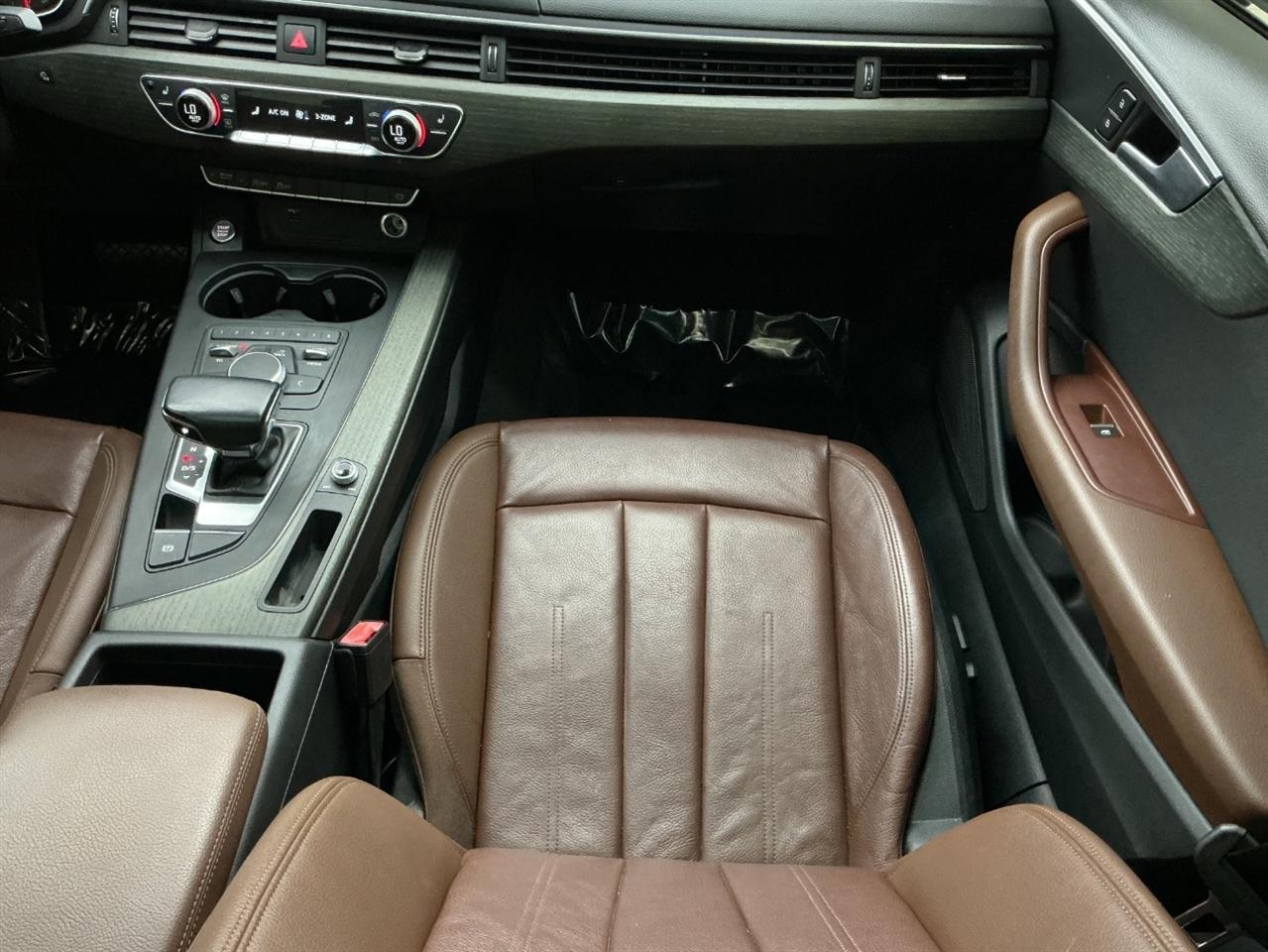 Audi A4 Titanium Premium 40 TFSI 2019