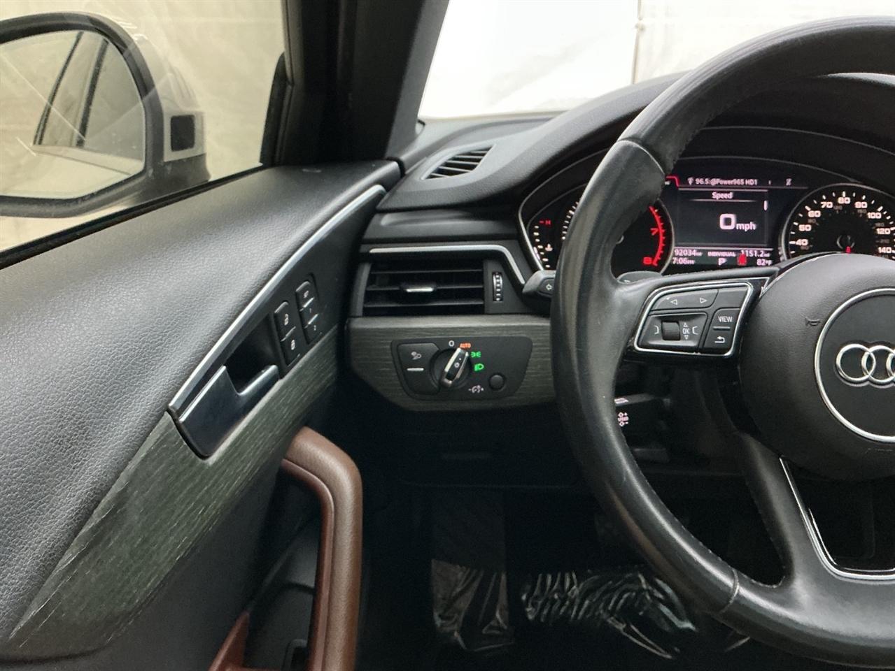 Audi A4 Titanium Premium 40 TFSI 2019