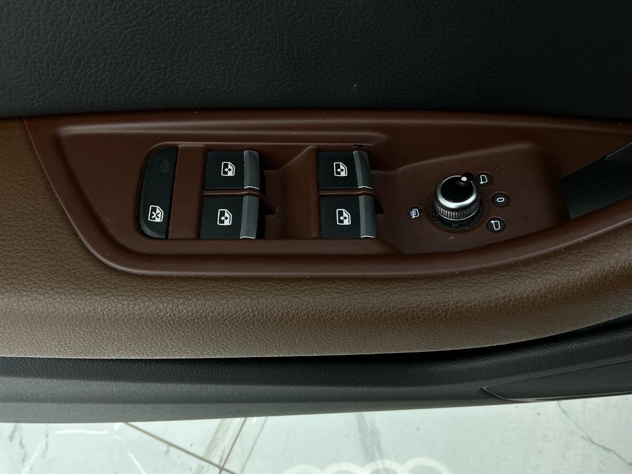 Audi A4 Titanium Premium 40 TFSI 2019