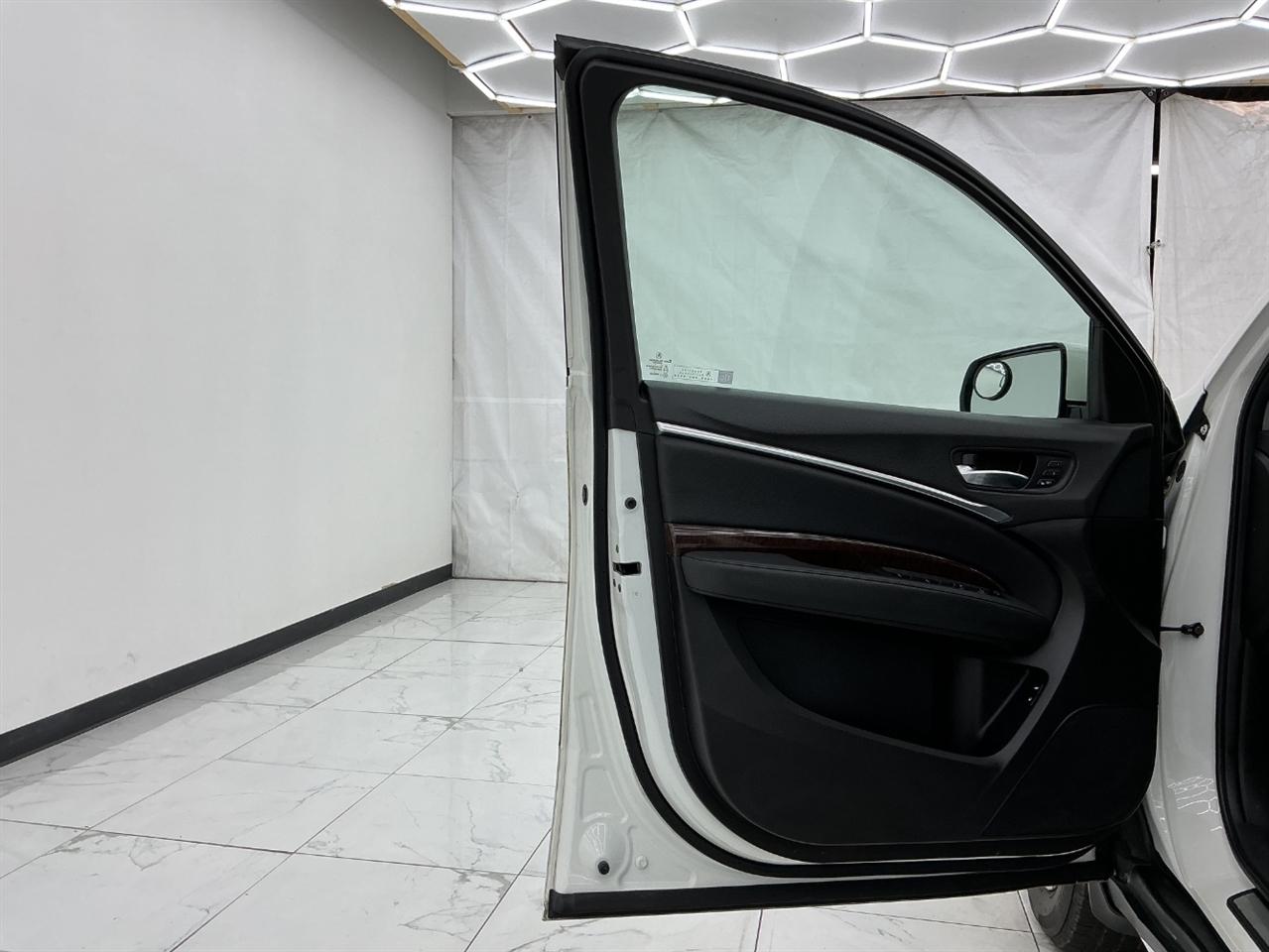 Acura MDX FWD 2019