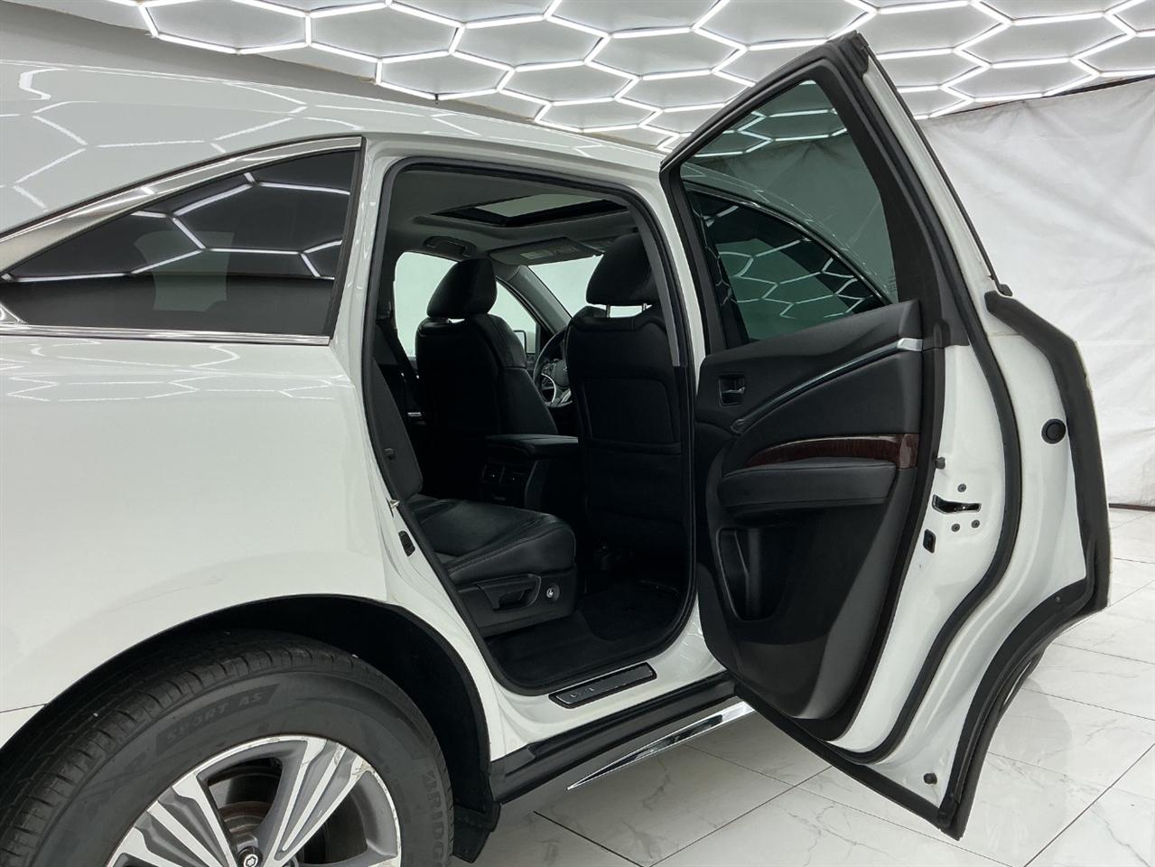 Acura MDX FWD 2019