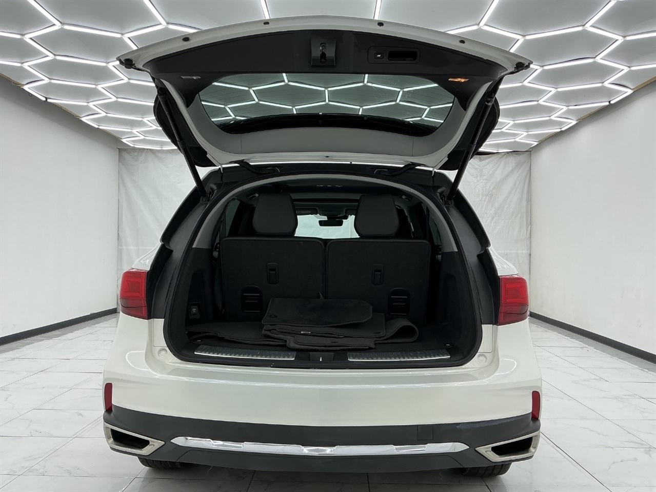 Acura MDX FWD 2019