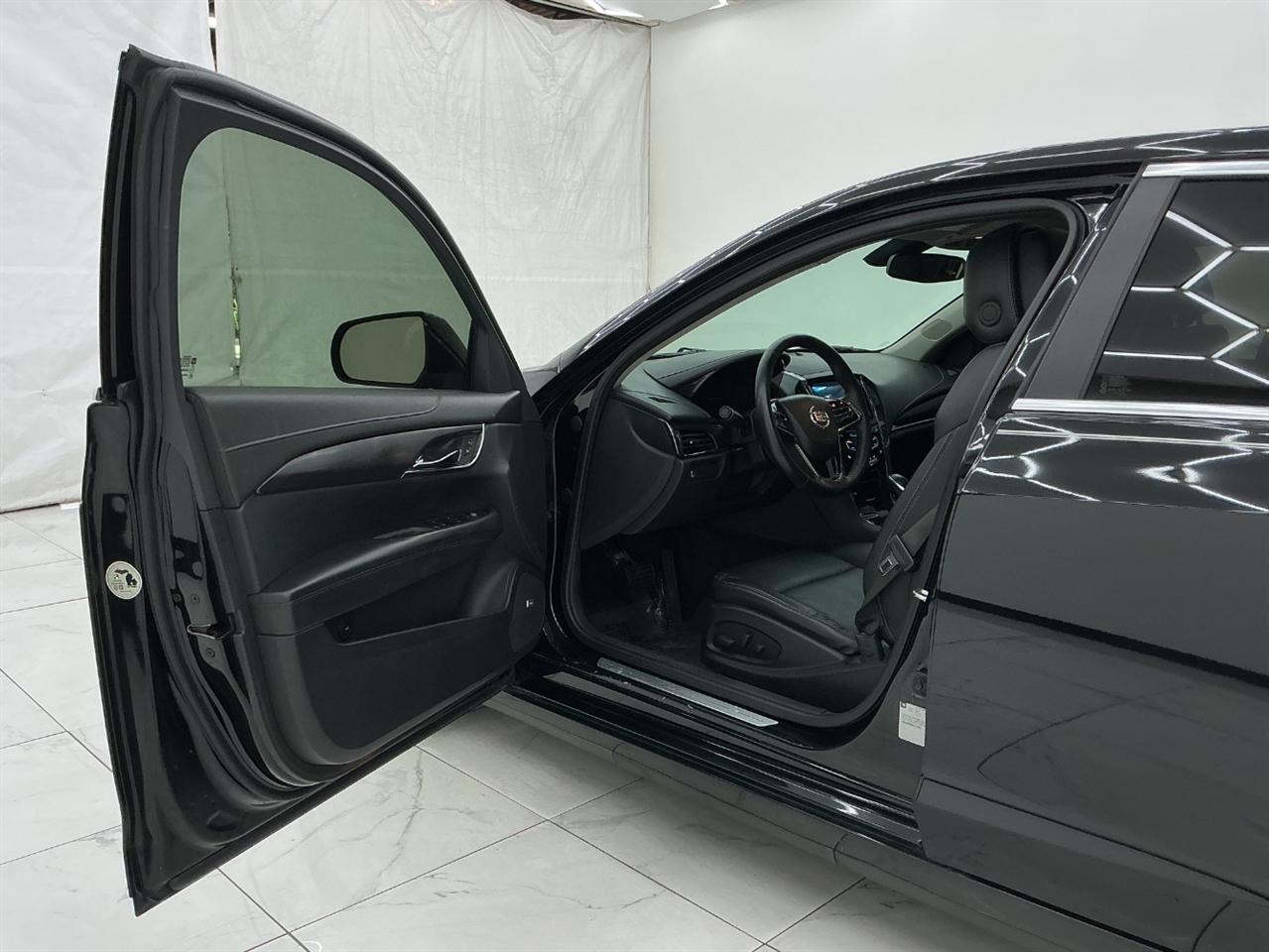 Cadillac ATS 4dr Sdn 2.5L RWD 2013