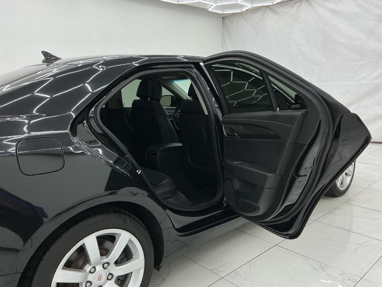Cadillac ATS 4dr Sdn 2.5L RWD 2013