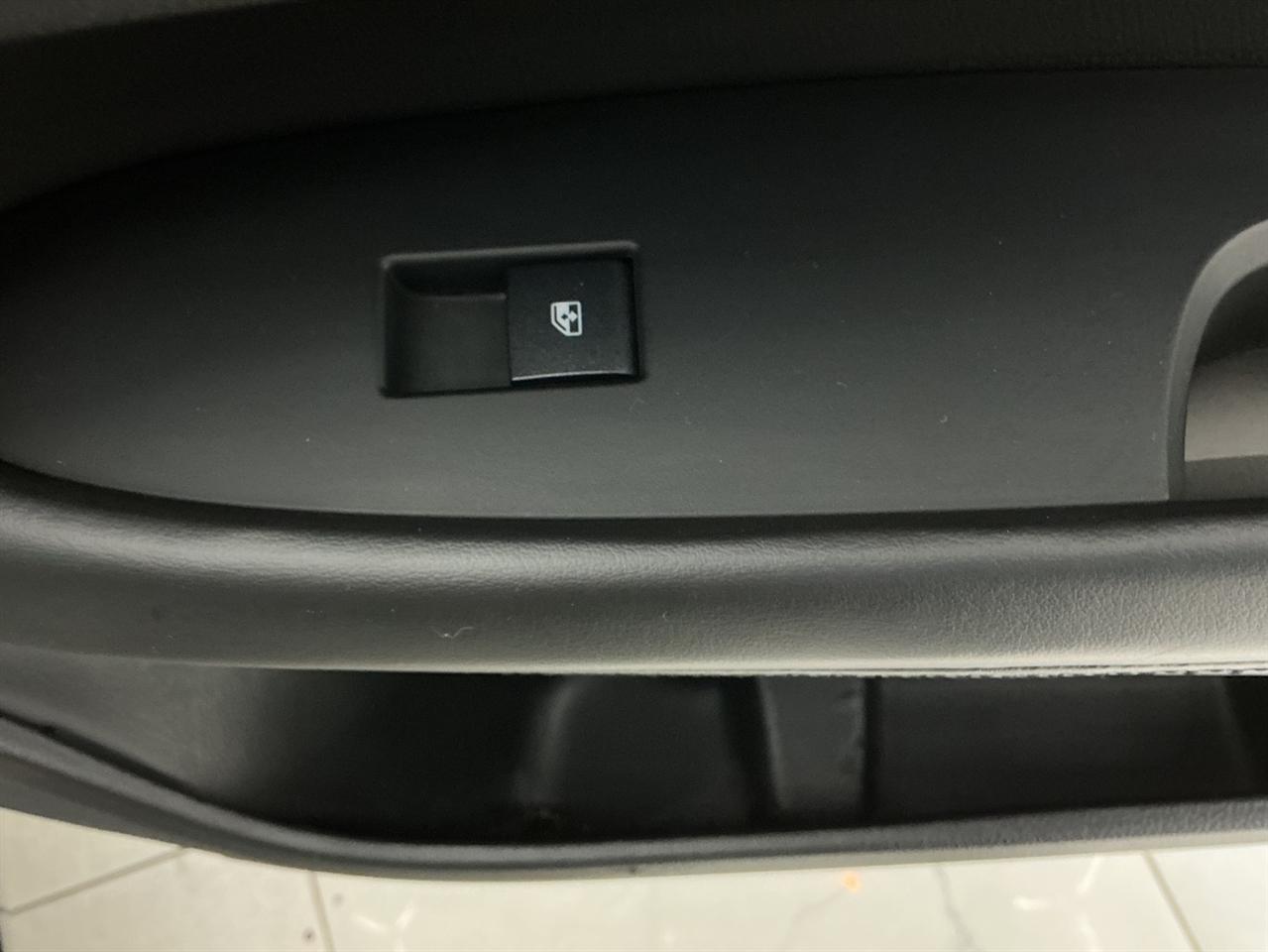 Cadillac ATS 4dr Sdn 2.5L RWD 2013