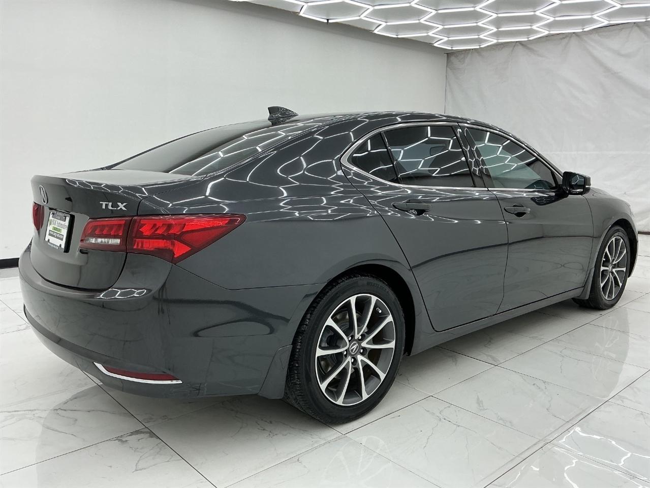 Acura TLX 4dr Sdn FWD V6 2015