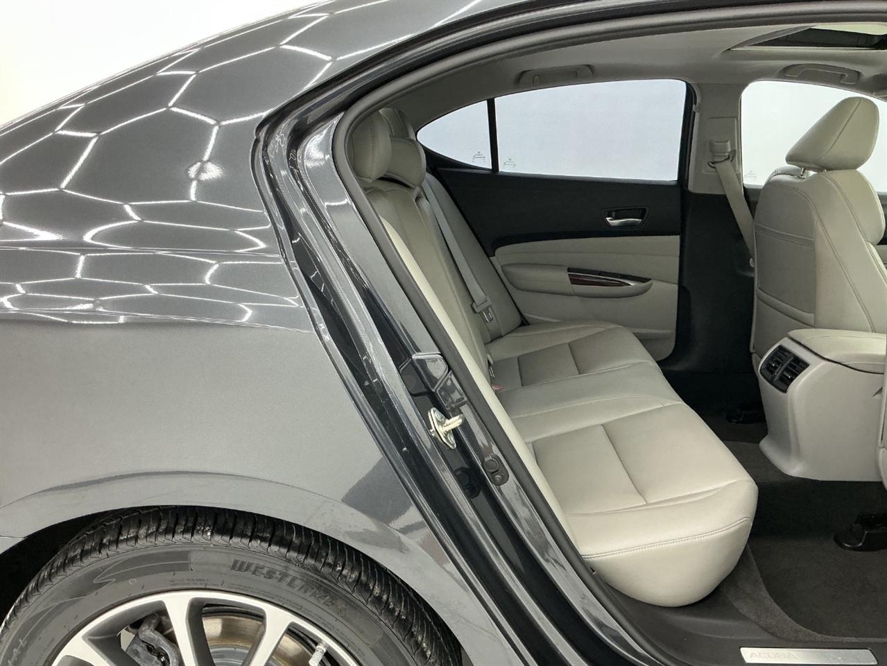 Acura TLX 4dr Sdn FWD V6 2015