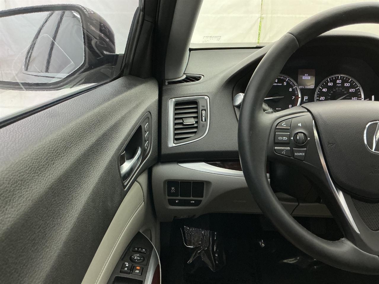 Acura TLX 4dr Sdn FWD V6 2015