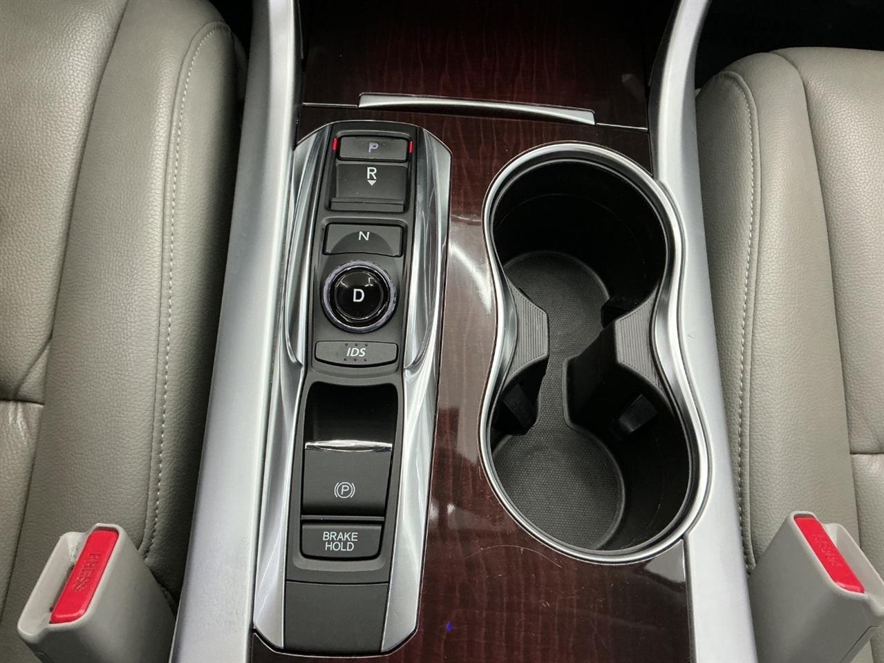 Acura TLX 4dr Sdn FWD V6 2015