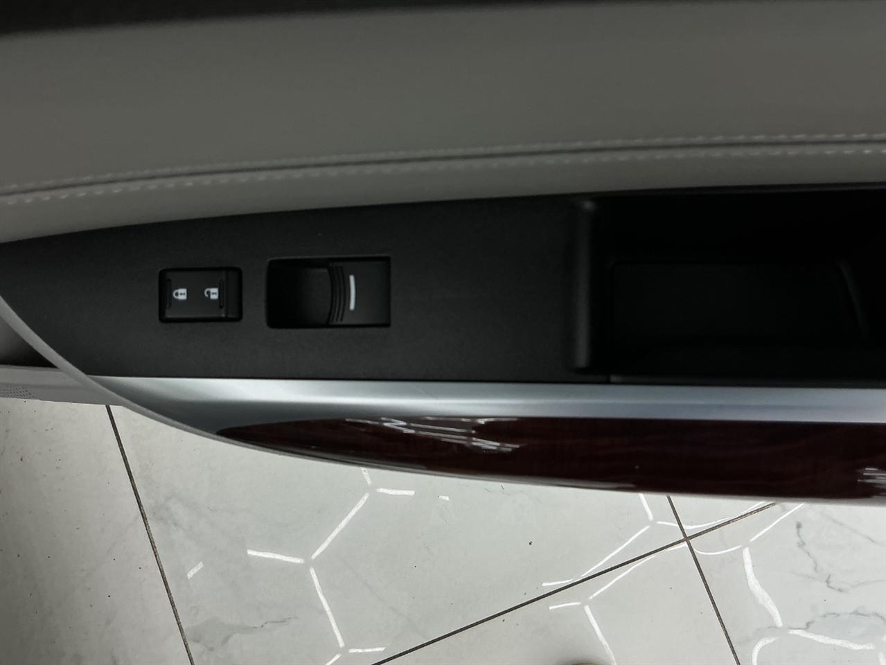 Acura TLX 4dr Sdn FWD V6 2015